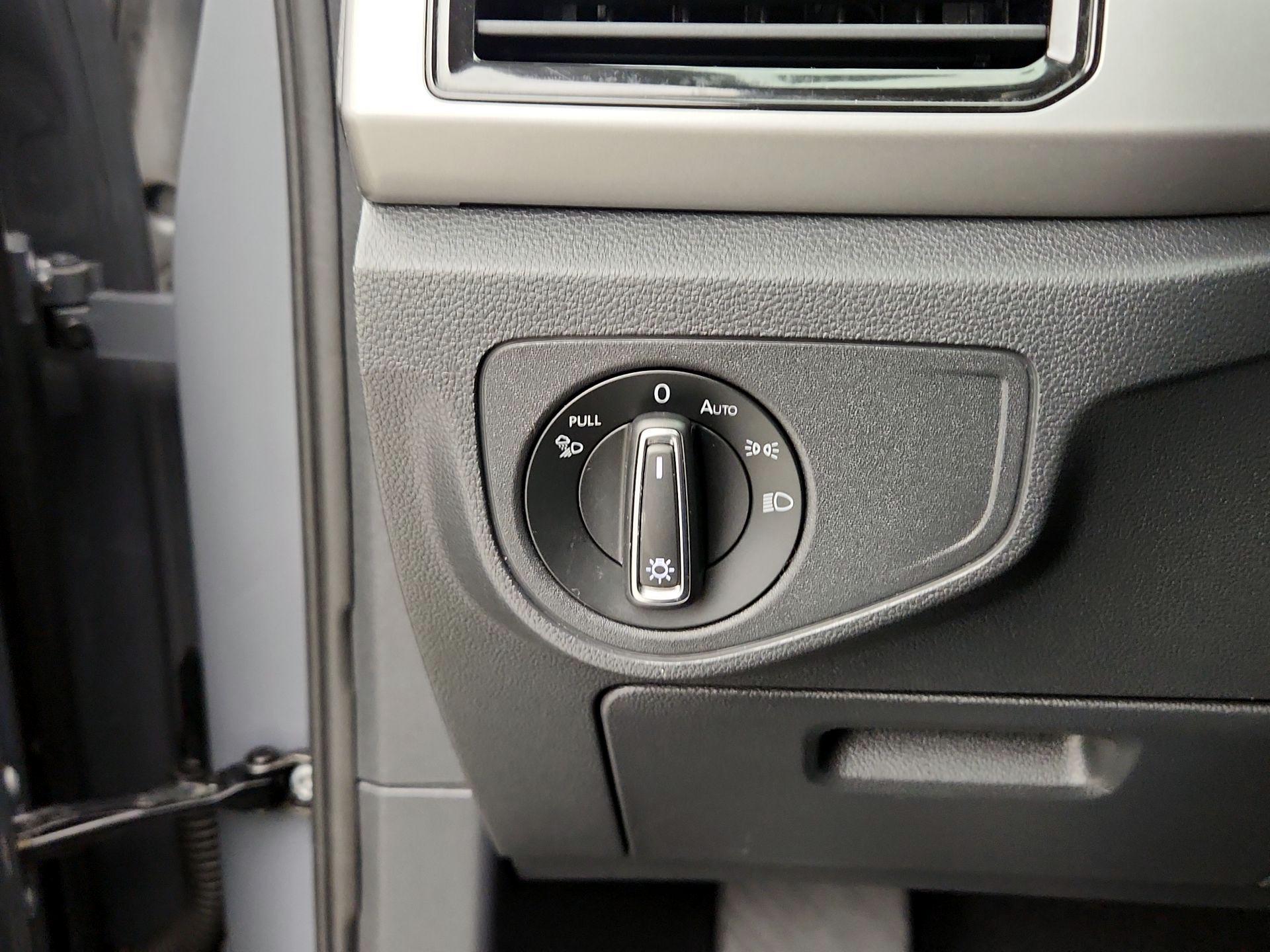 Thumbnail: 2020 Volkswagen Atlas - 13