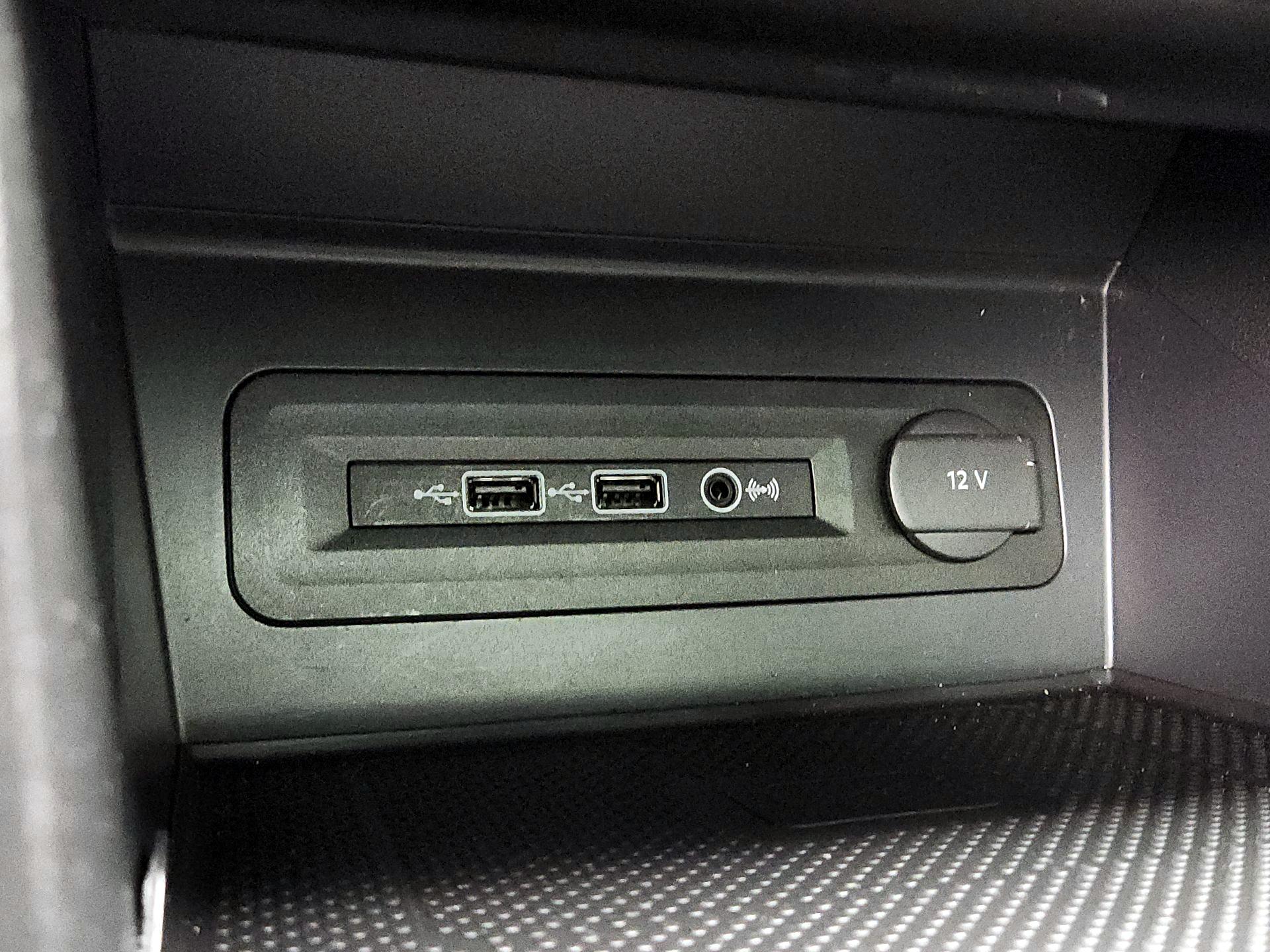 Thumbnail: 2020 Volkswagen Atlas - 18