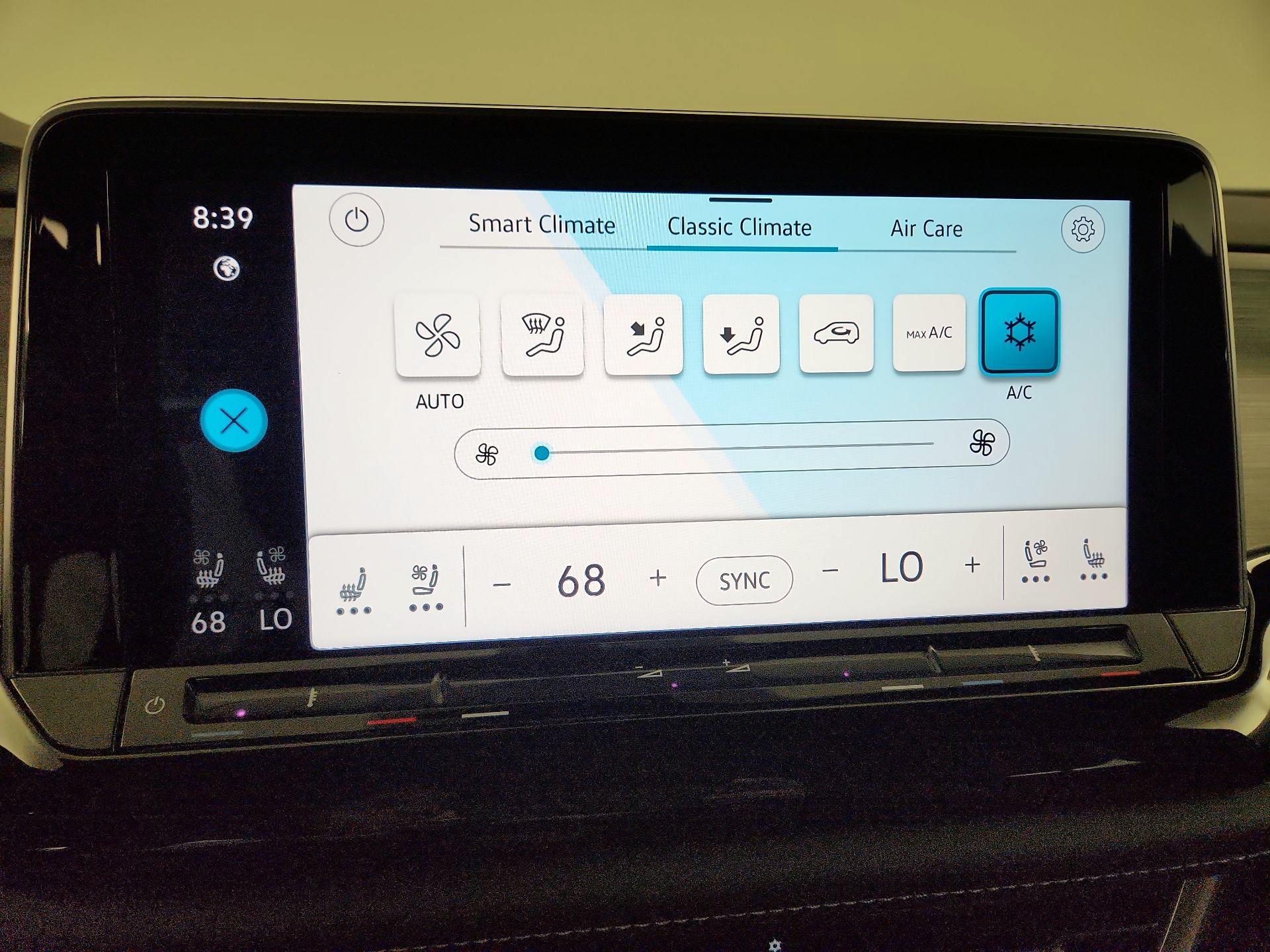 Thumbnail: 2024 Volkswagen Atlas - 16