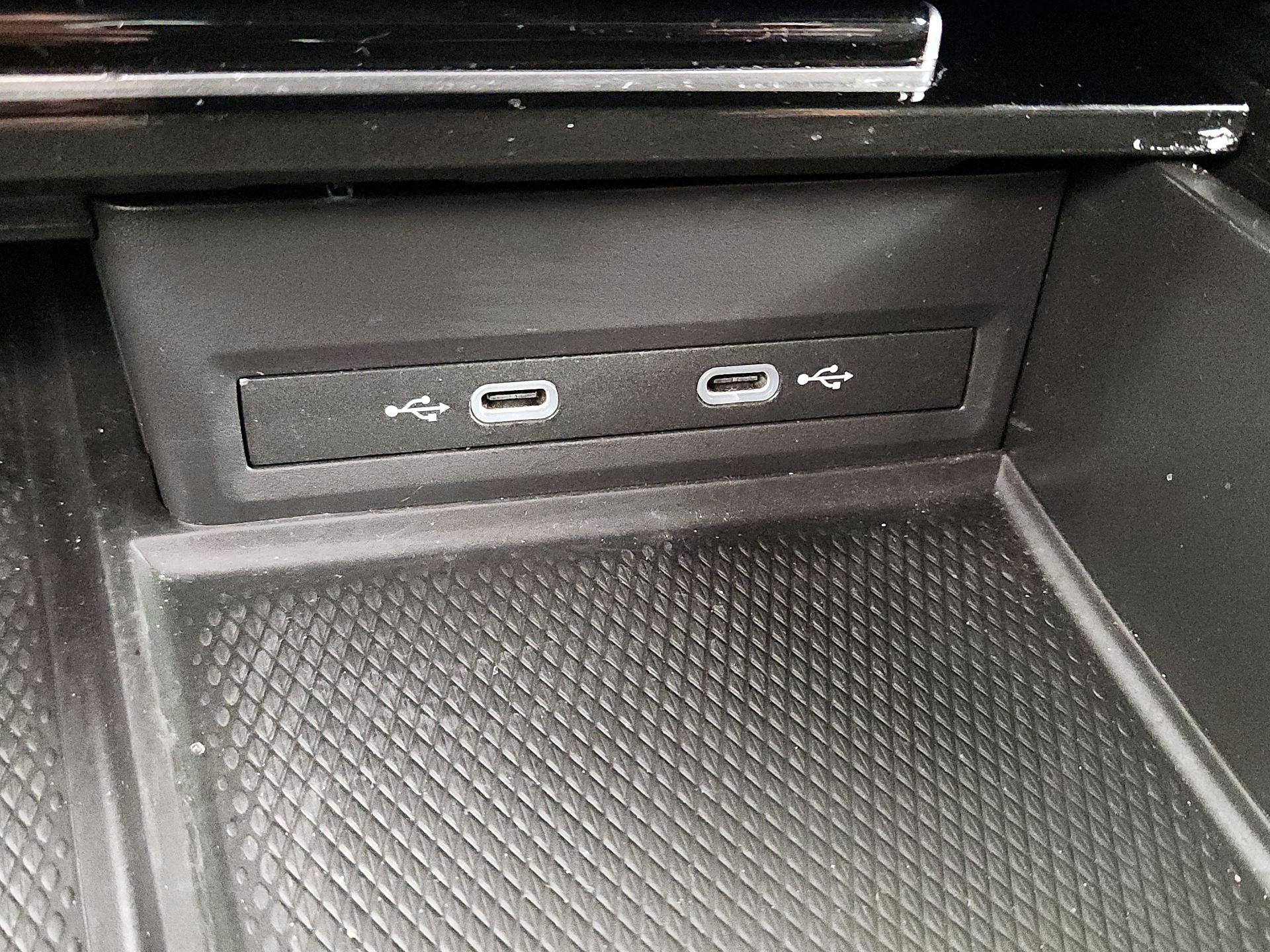 Thumbnail: 2024 Volkswagen Atlas - 18