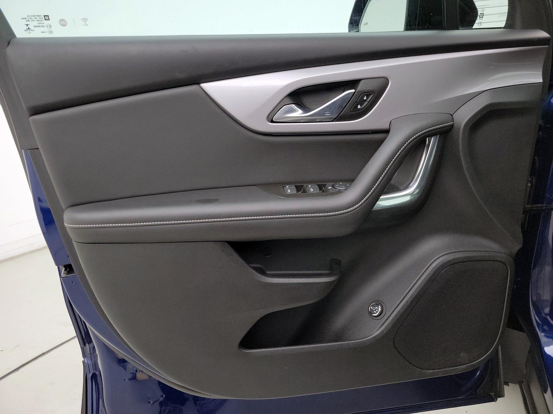 Thumbnail: 2023 Chevrolet Blazer - 12