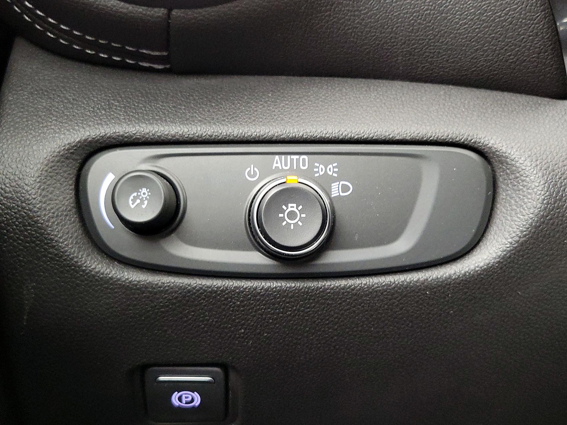 Thumbnail: 2023 Chevrolet Blazer - 13