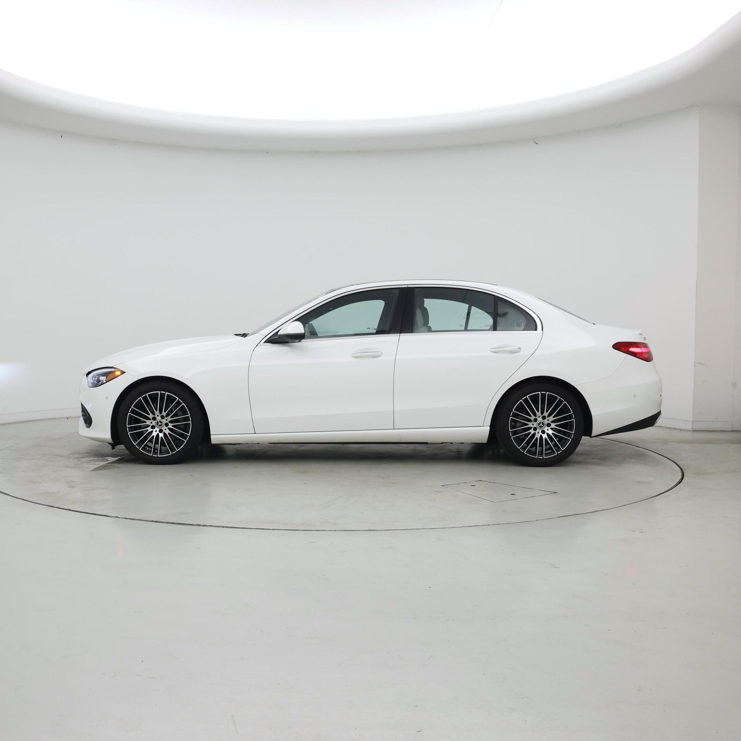 Thumbnail: 2023 Mercedes-Benz C-Class - 3