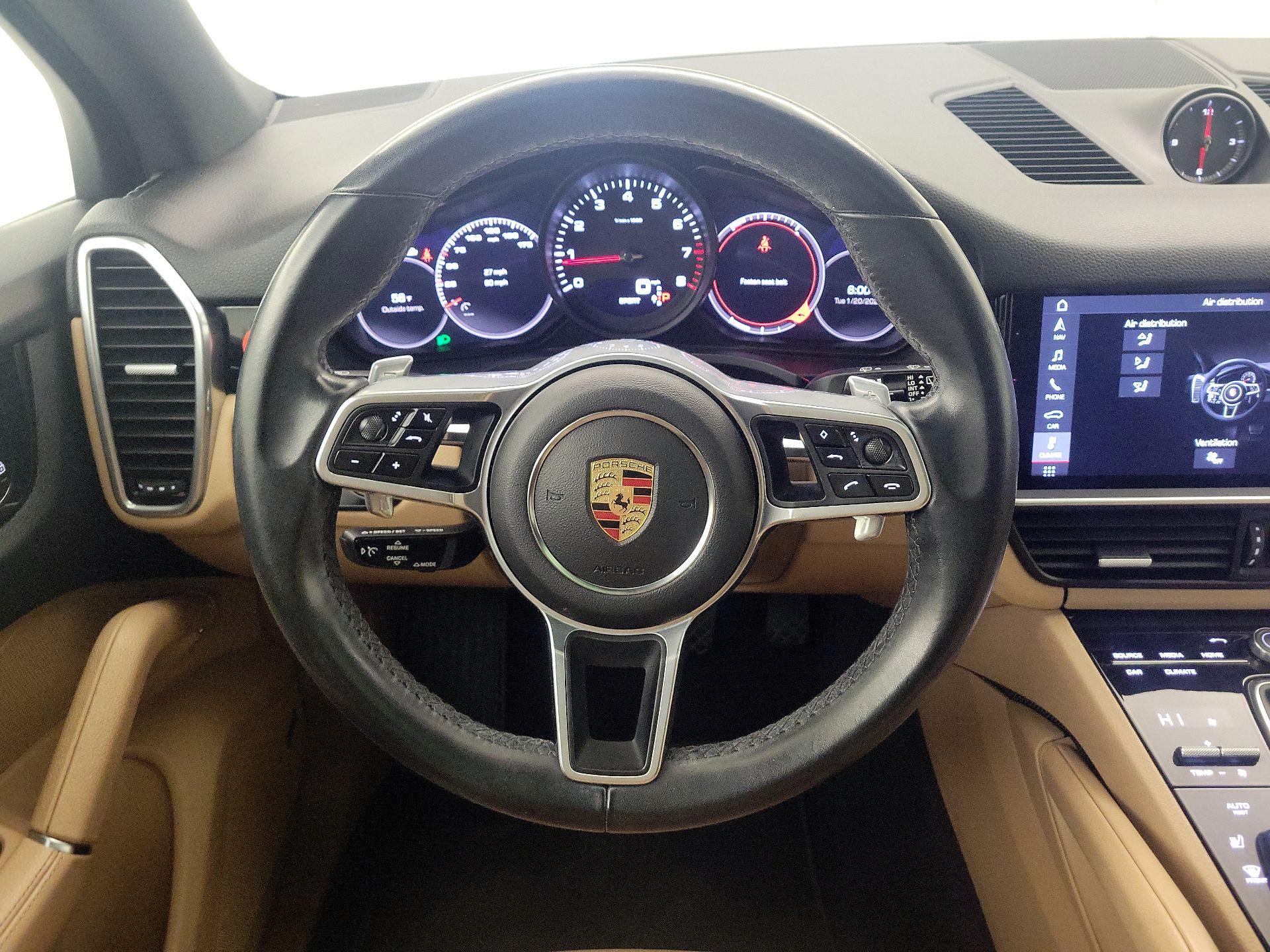 Thumbnail: 2020 Porsche Cayenne - 10