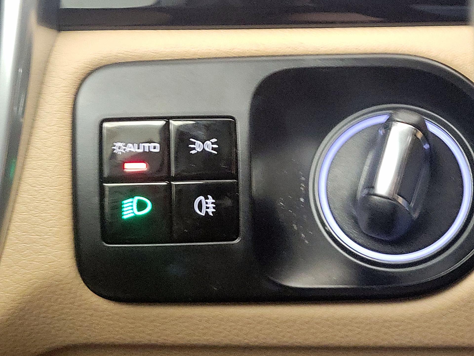 Thumbnail: 2020 Porsche Cayenne - 13