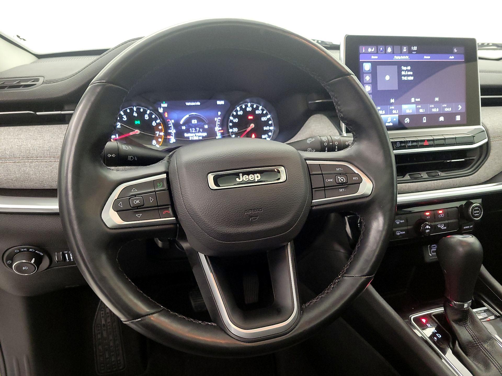 Thumbnail: 2022 Jeep Compass - 10