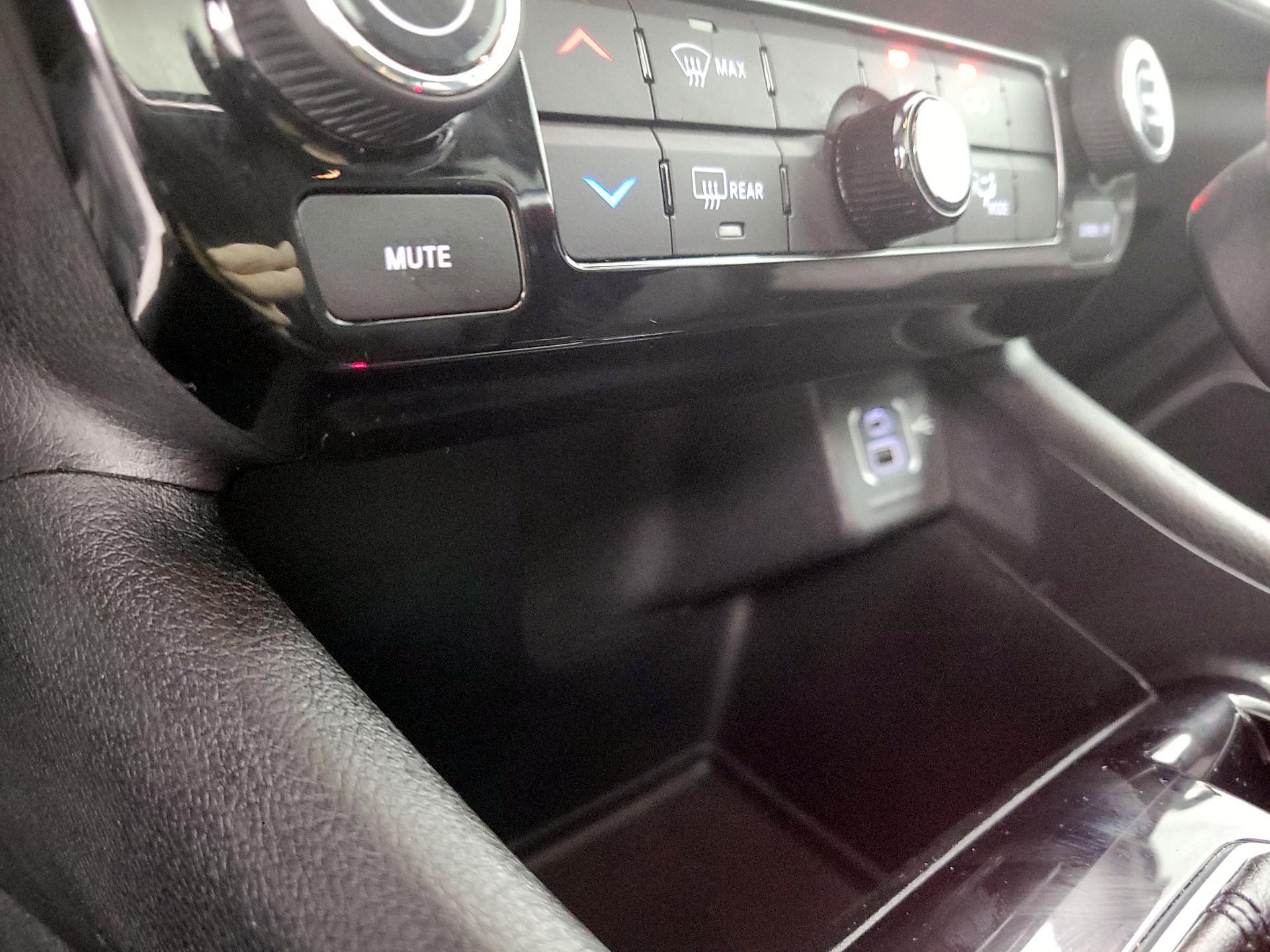 Thumbnail: 2022 Jeep Compass - 18