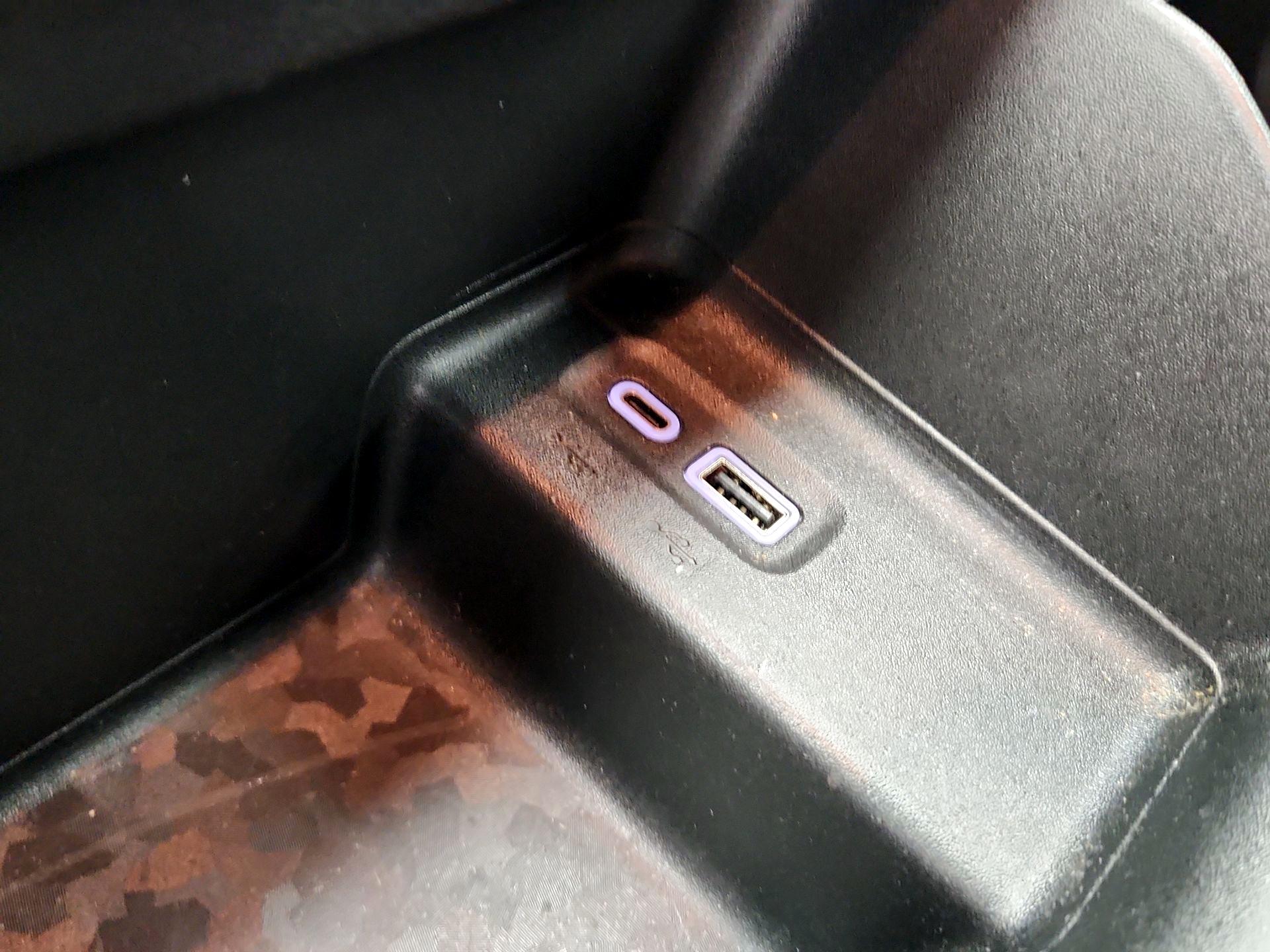 Thumbnail: 2023 Chevrolet Colorado - 18