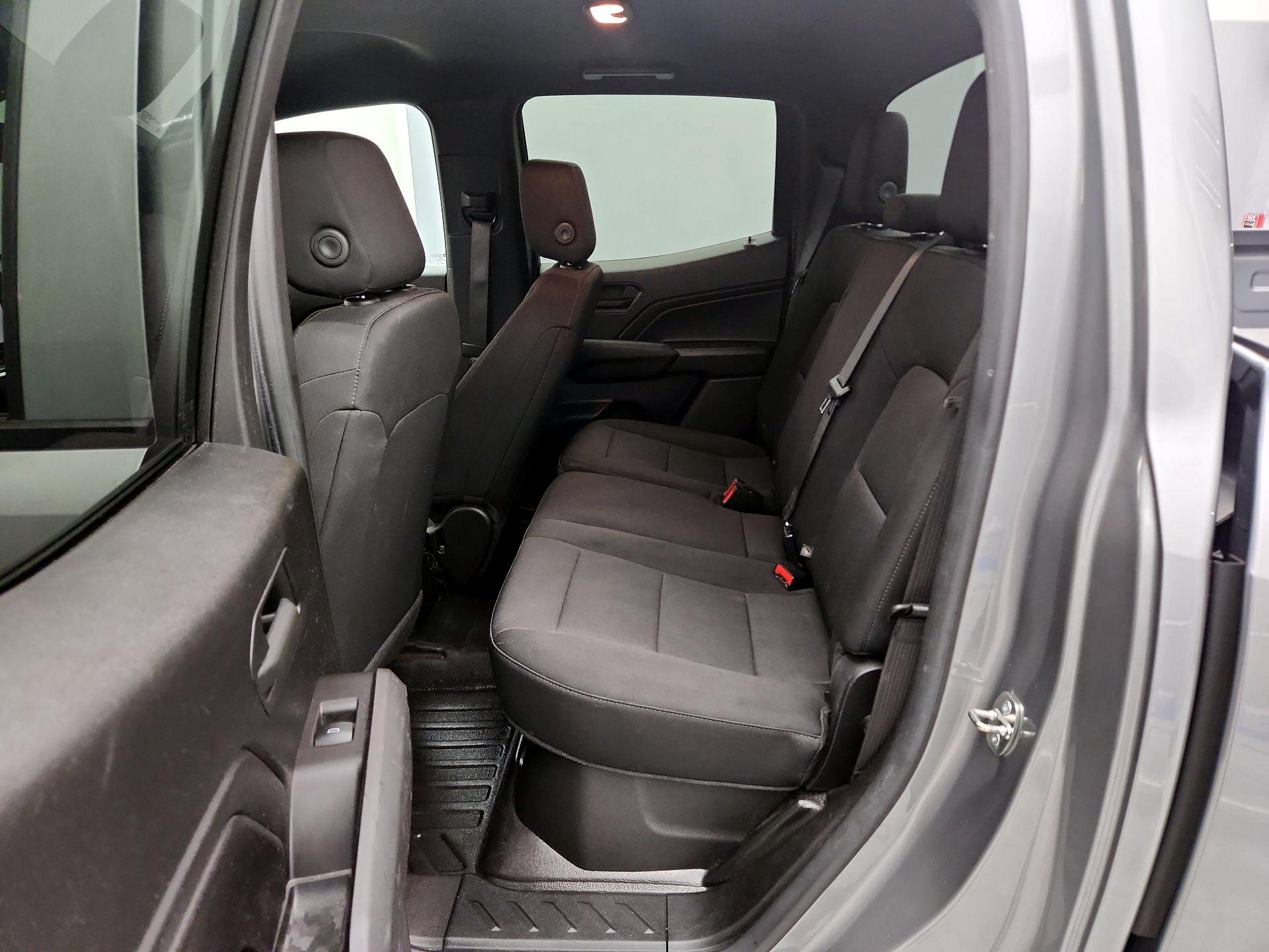 Thumbnail: 2023 Chevrolet Colorado - 19