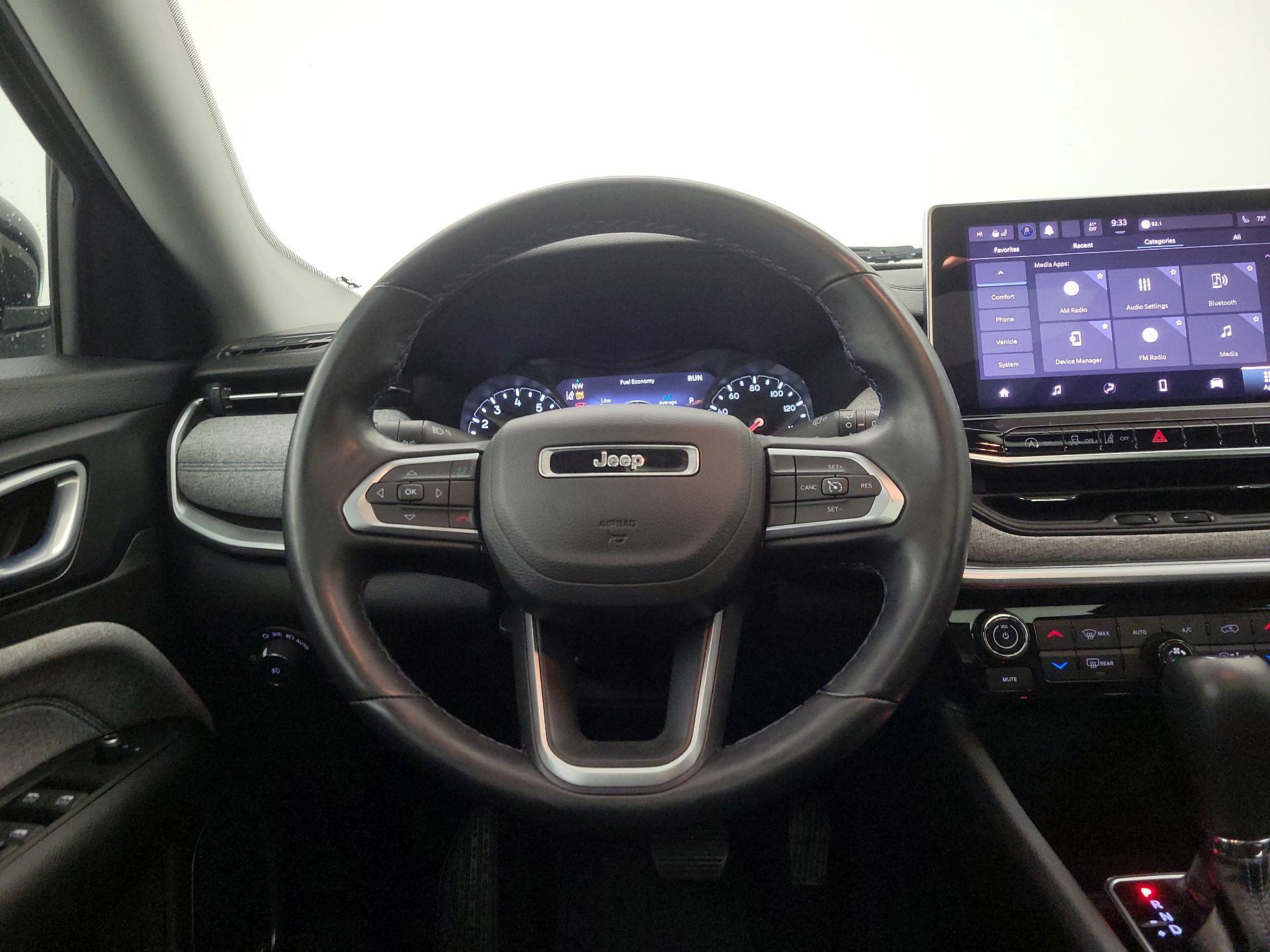 Thumbnail: 2022 Jeep Compass - 10