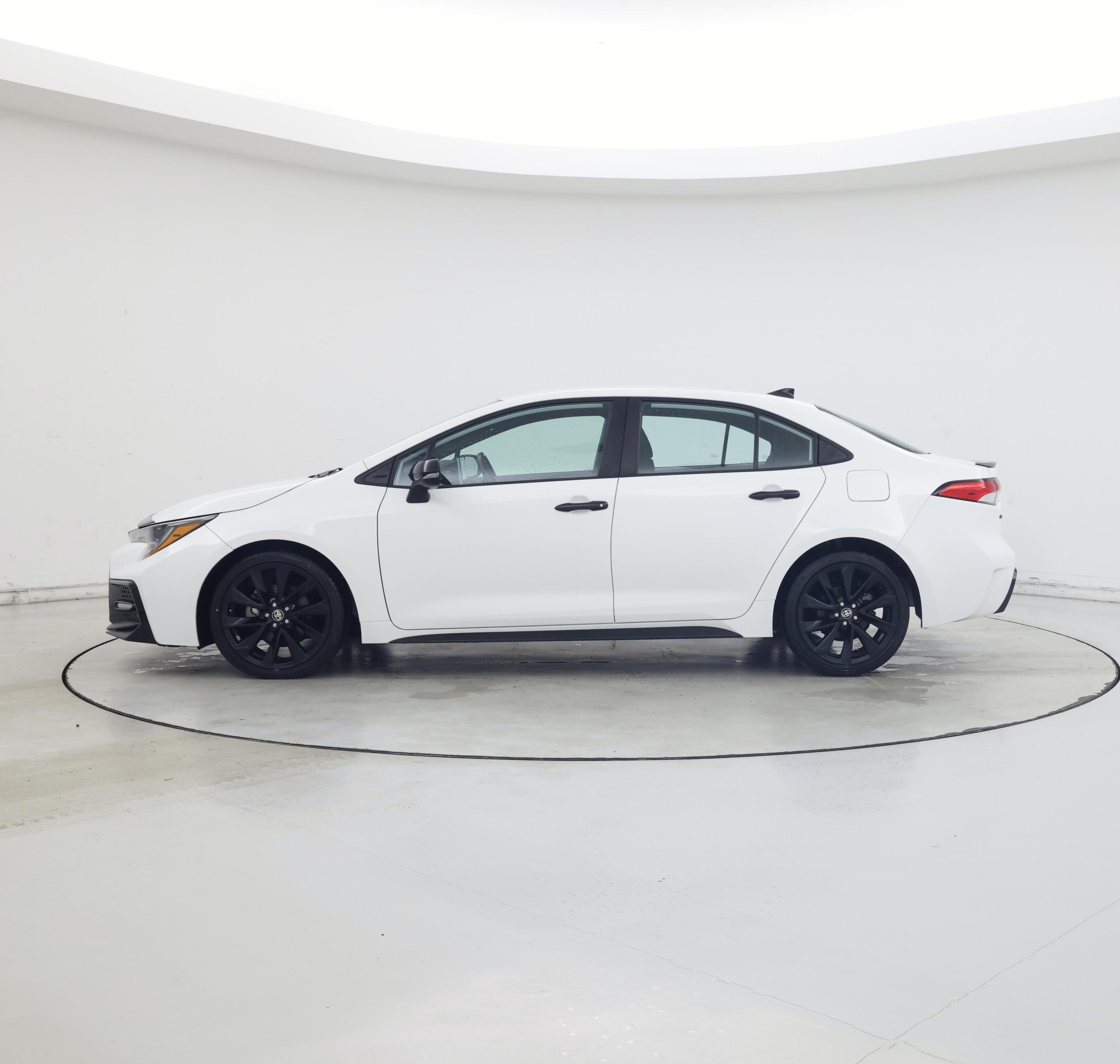 Thumbnail: 2021 Toyota Corolla - 3