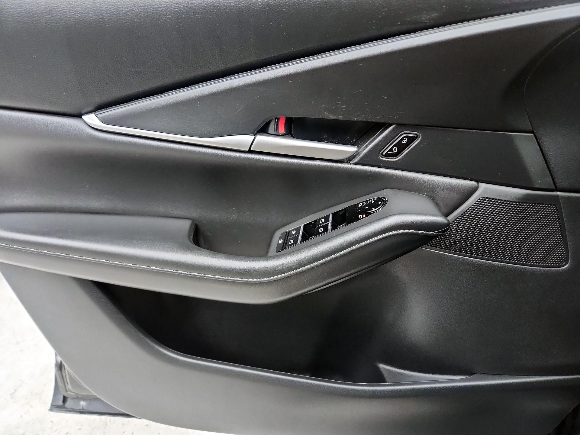 Thumbnail: 2023 Mazda CX-30 - 12