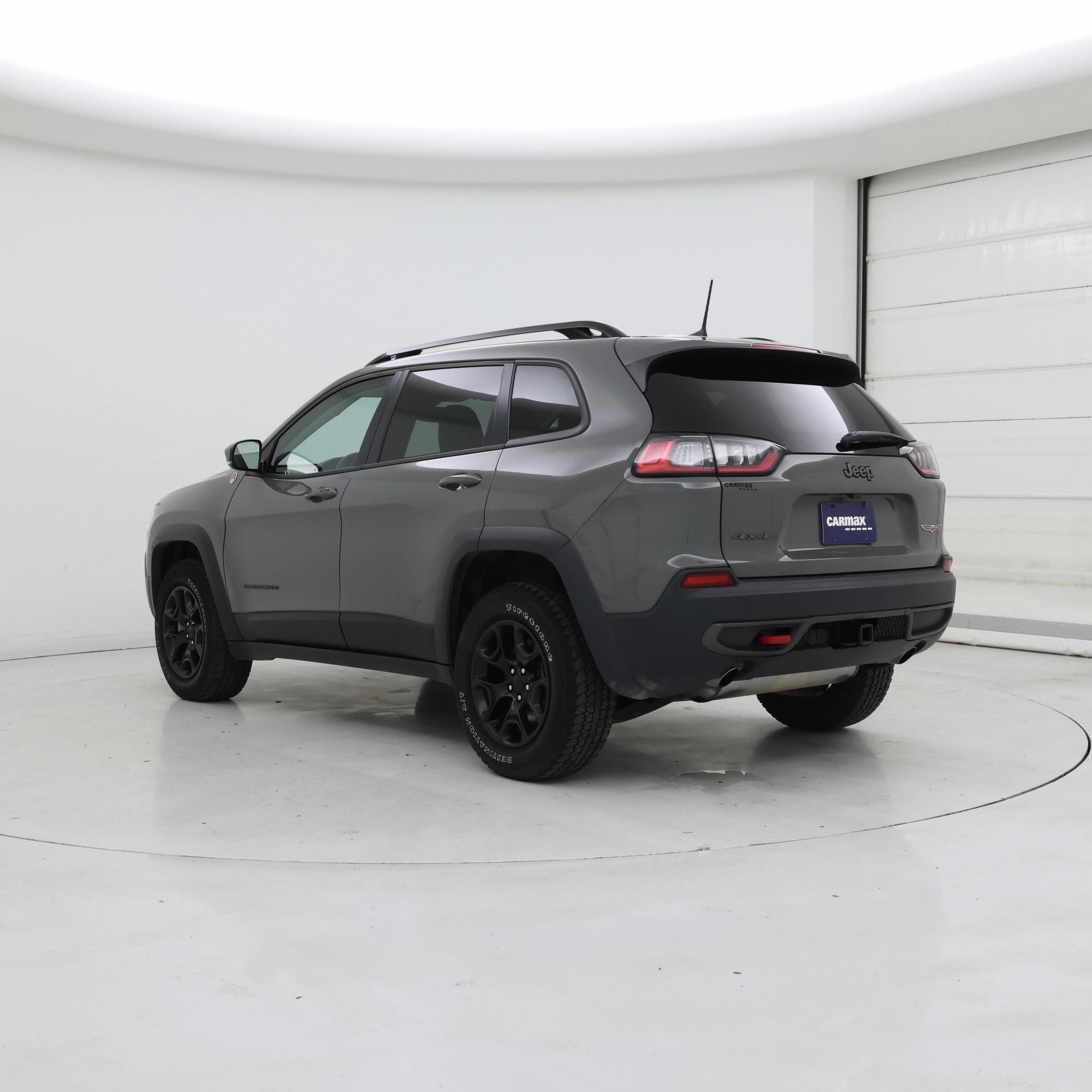 Thumbnail: 2022 Jeep Cherokee - 2