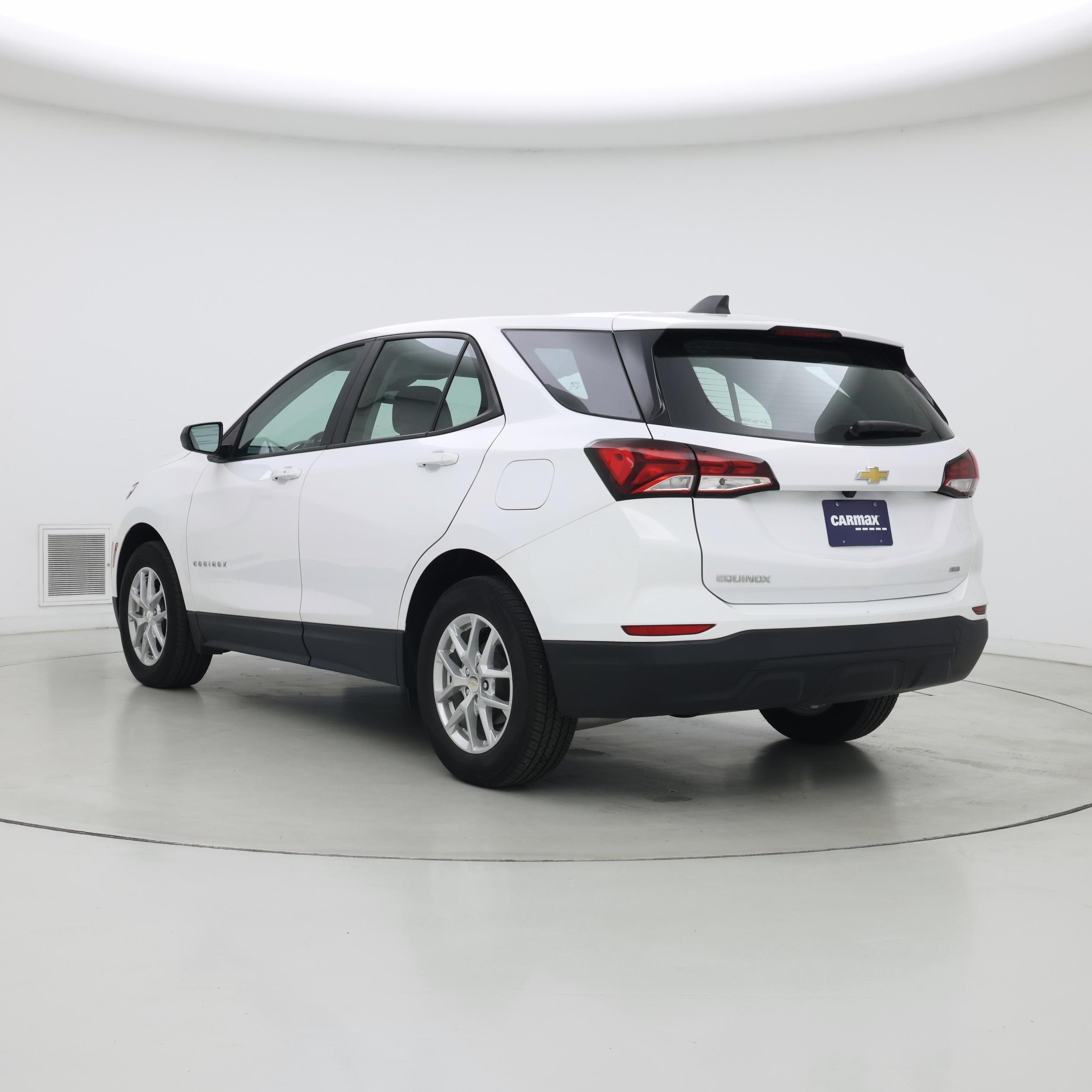 Thumbnail: 2023 Chevrolet Equinox - 2