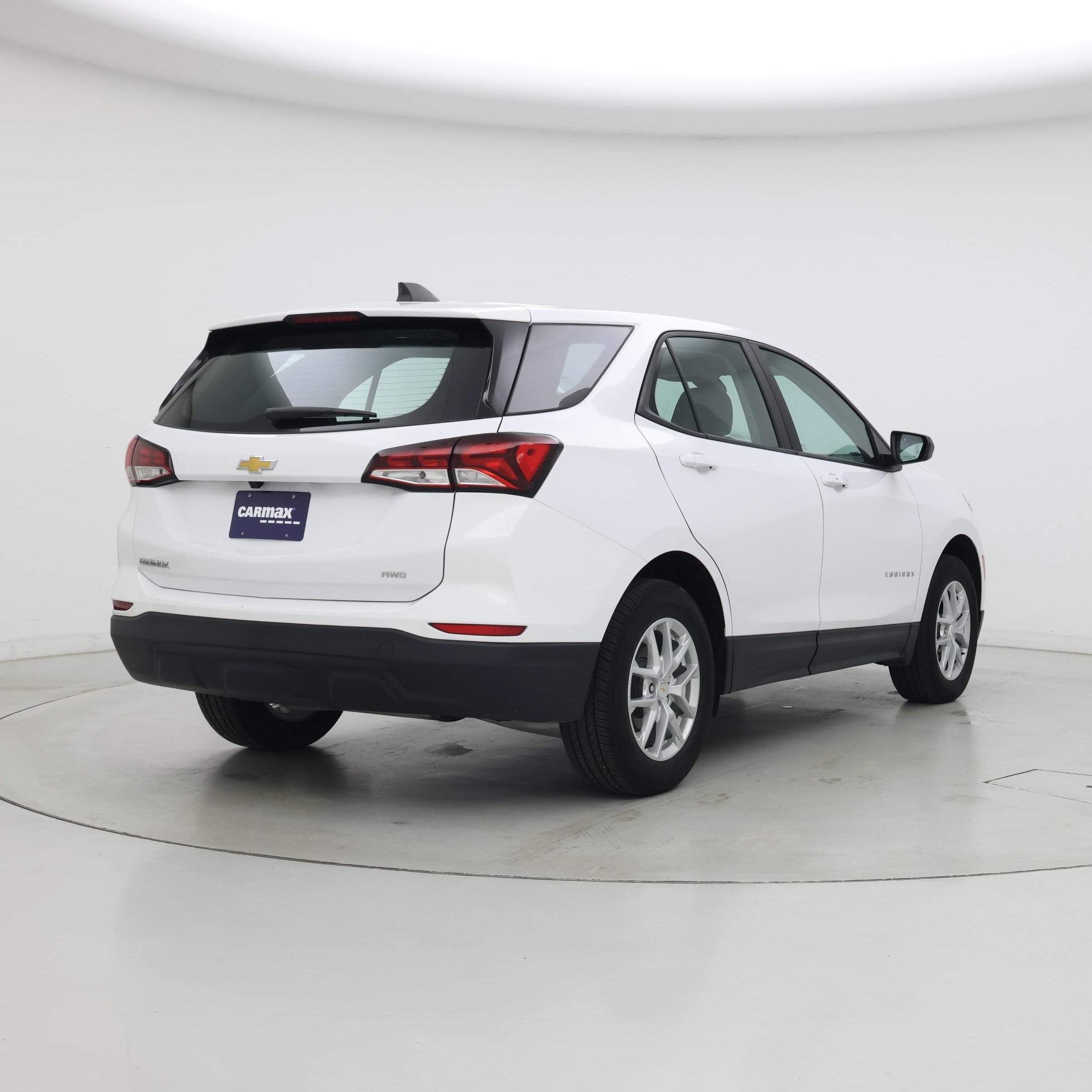 Thumbnail: 2023 Chevrolet Equinox - 8