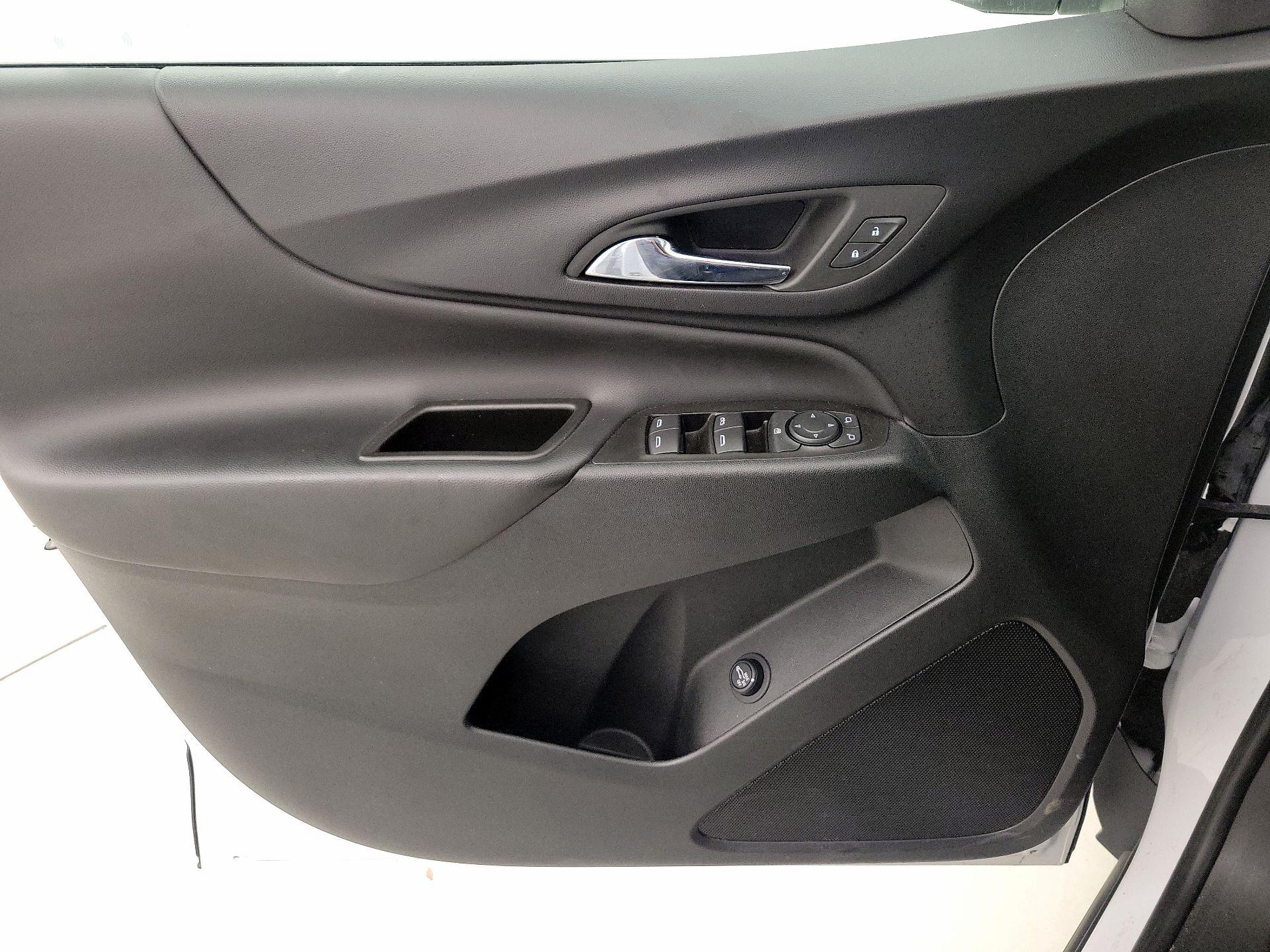 Thumbnail: 2022 Chevrolet Equinox - 12