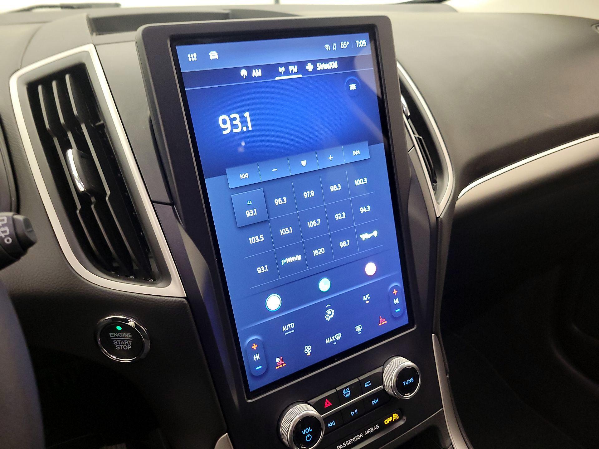 Thumbnail: 2022 Ford Edge - 15