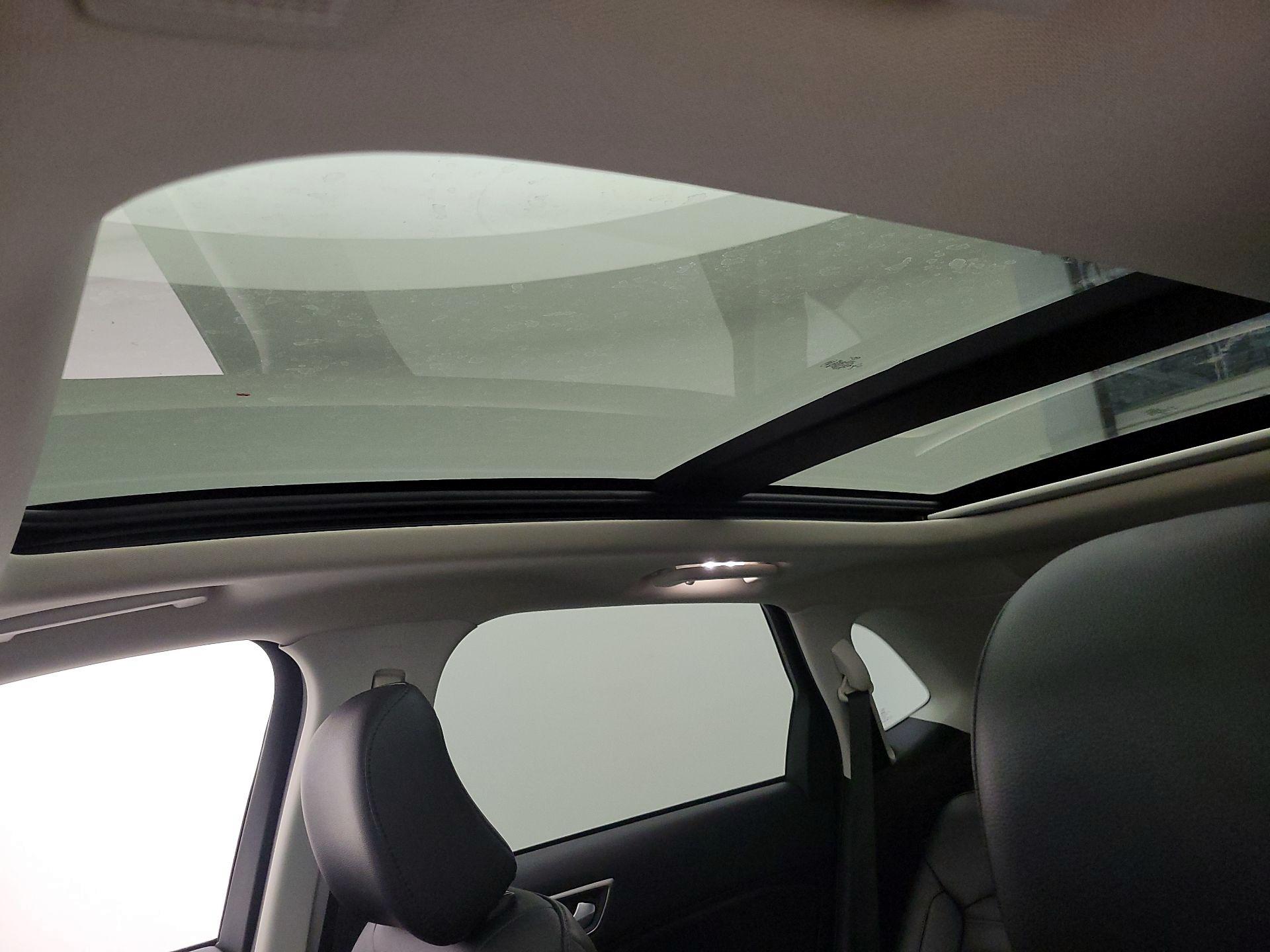 Thumbnail: 2022 Ford Edge - 19