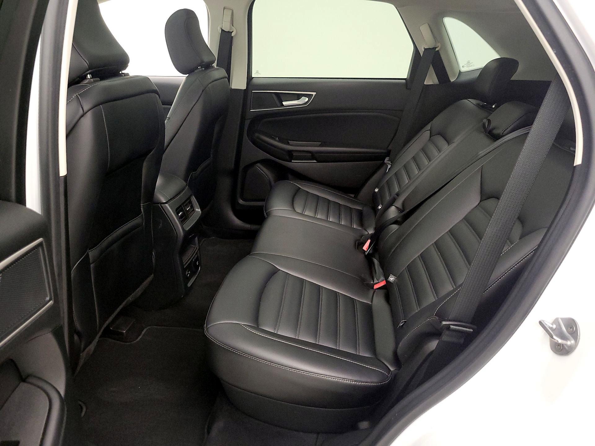 Thumbnail: 2022 Ford Edge - 20