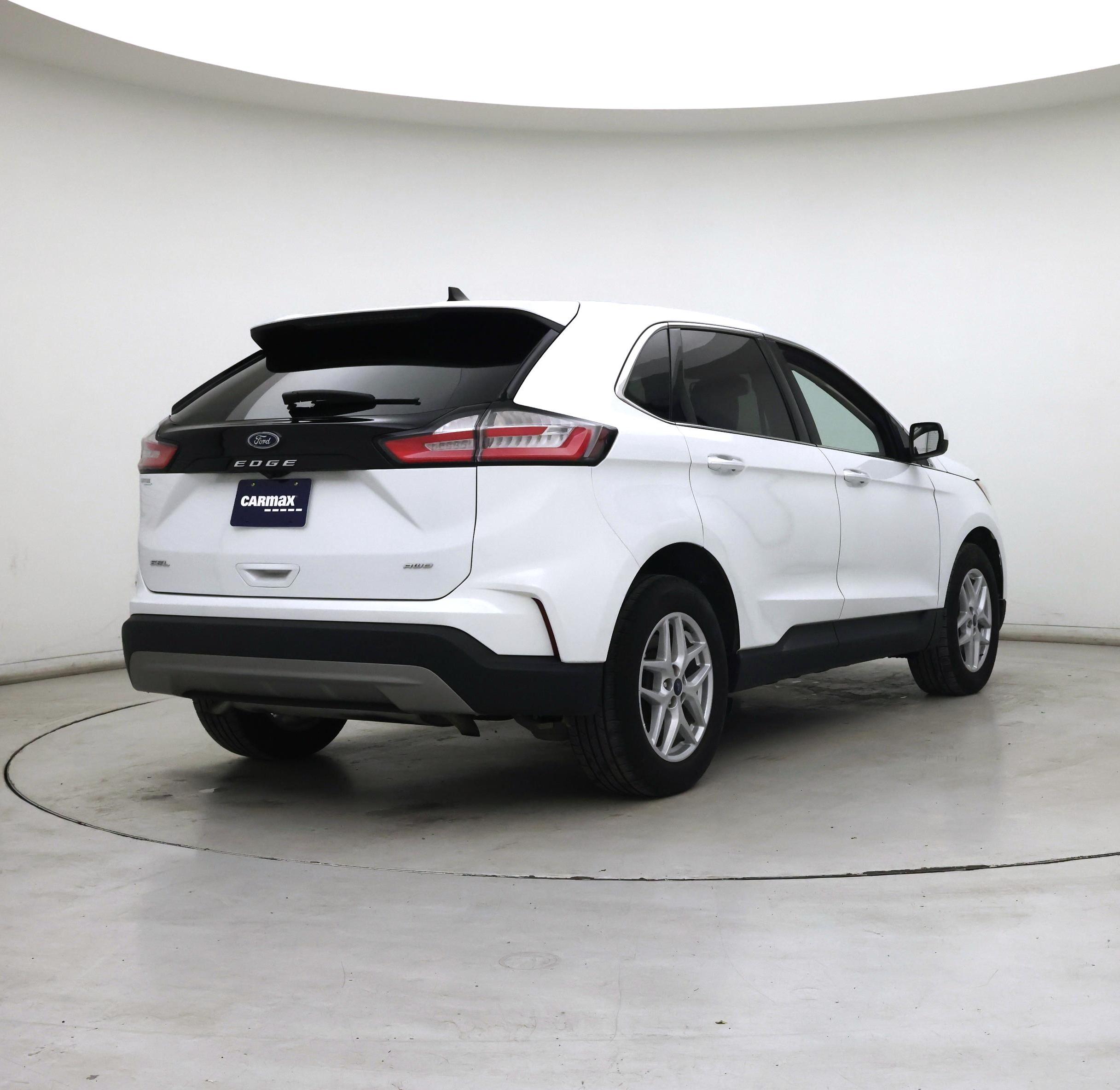 Thumbnail: 2022 Ford Edge - 8