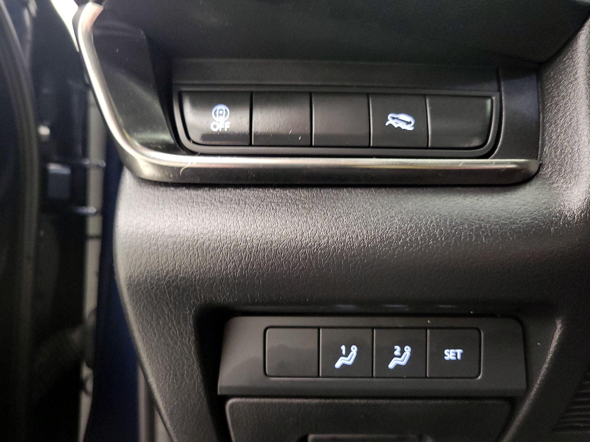 Thumbnail: 2022 Mazda CX-30 - 13