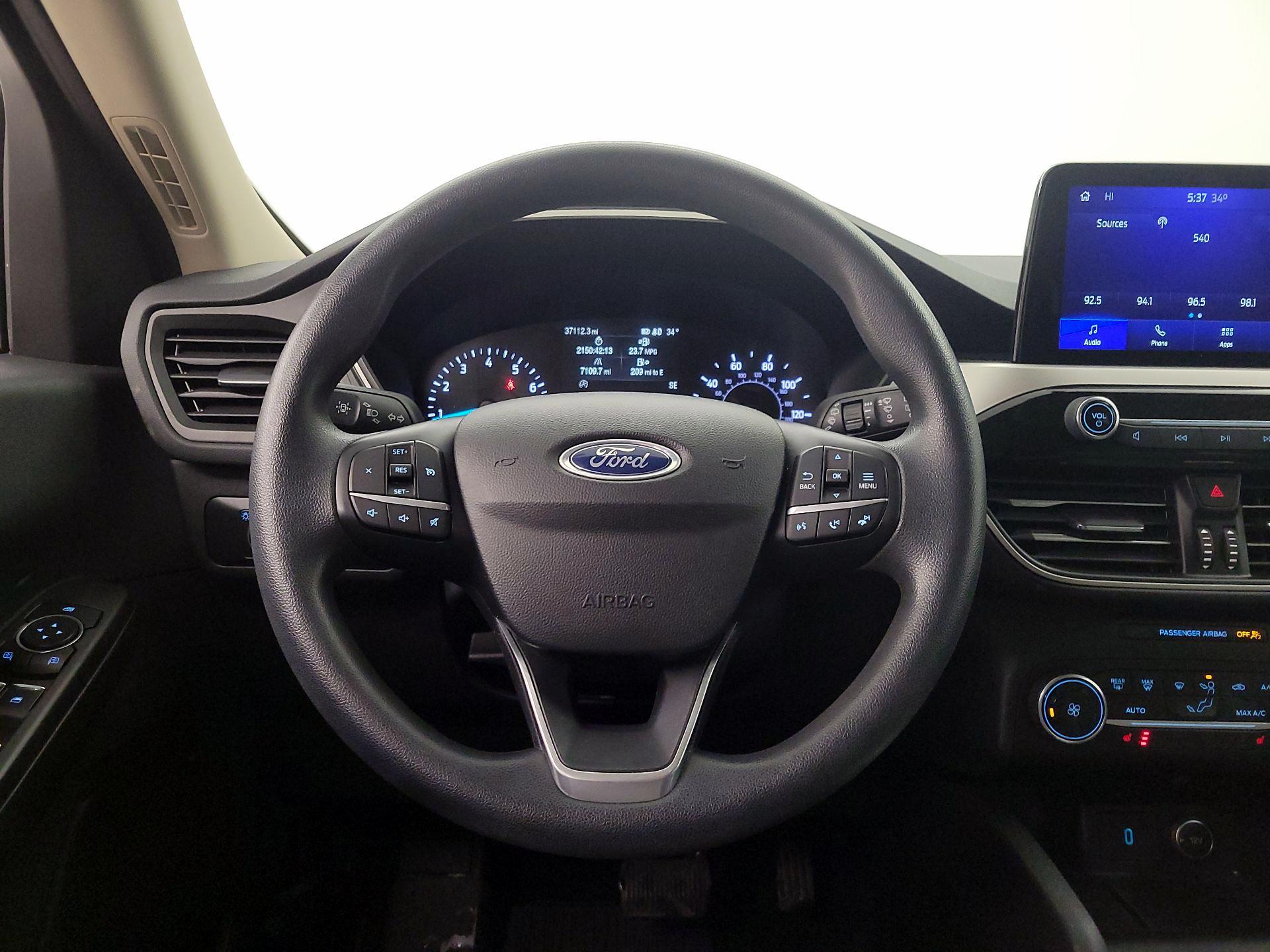 Thumbnail: 2020 Ford Escape - 10