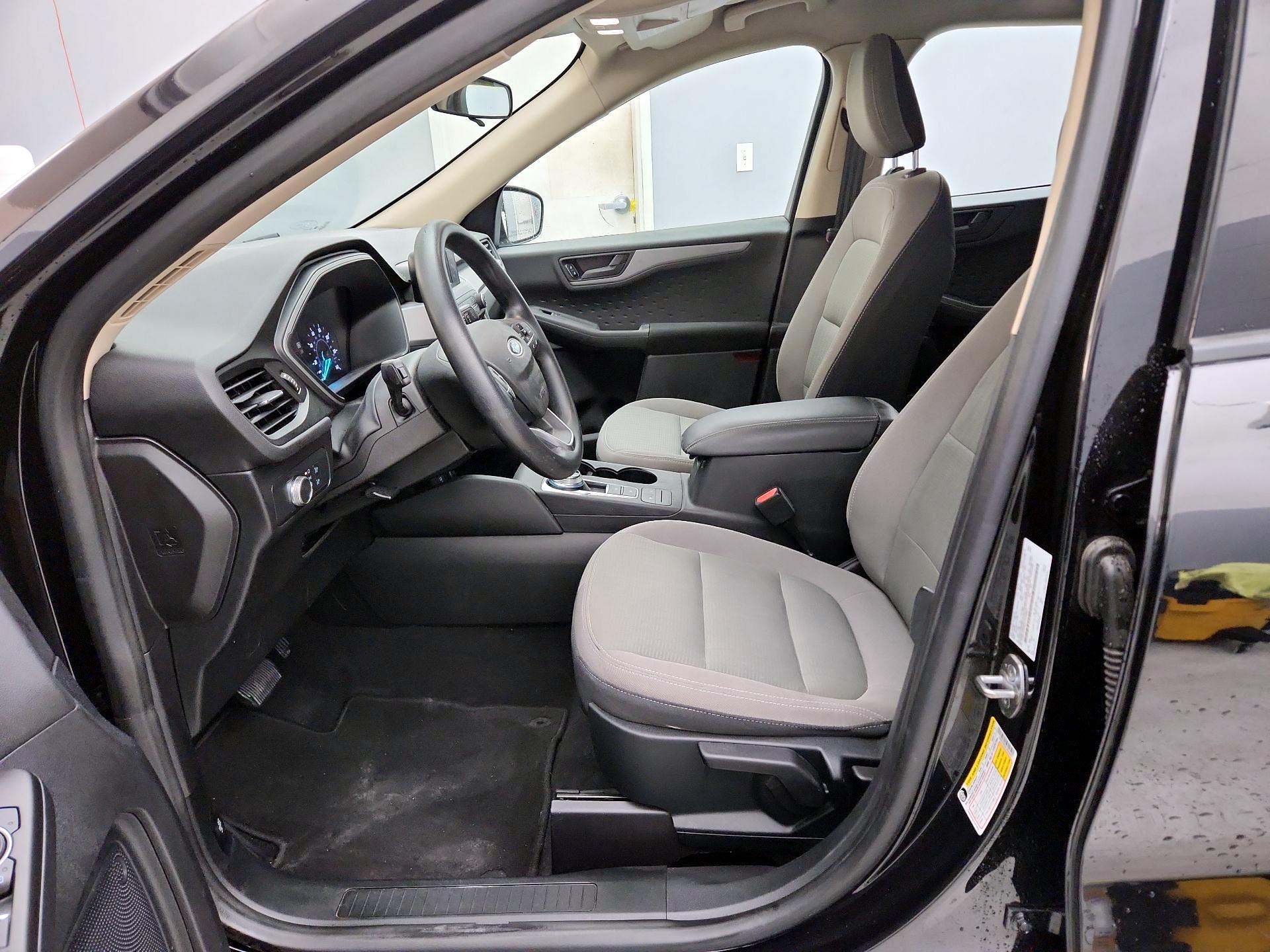 Thumbnail: 2020 Ford Escape - 11