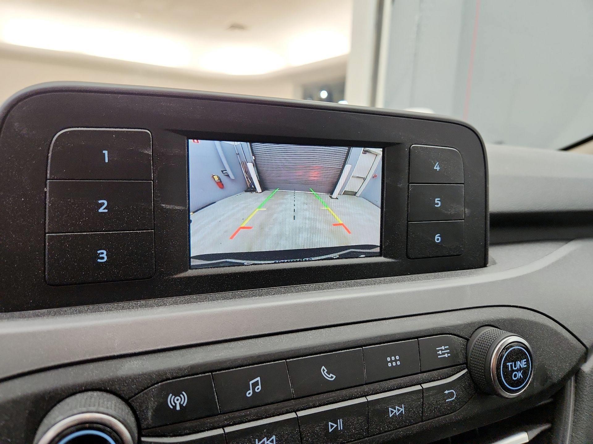 Thumbnail: 2020 Ford Escape - 14