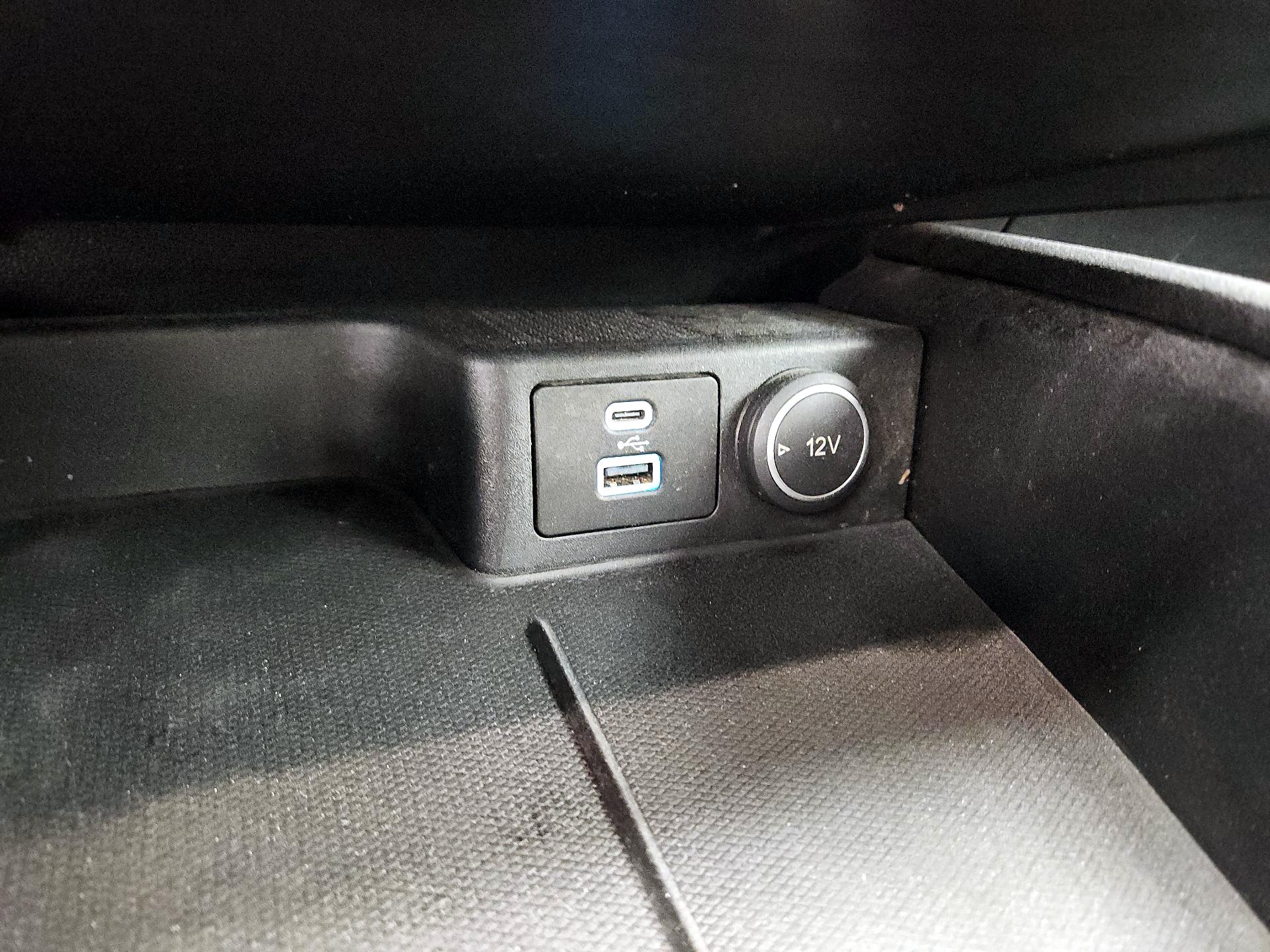 Thumbnail: 2020 Ford Escape - 18