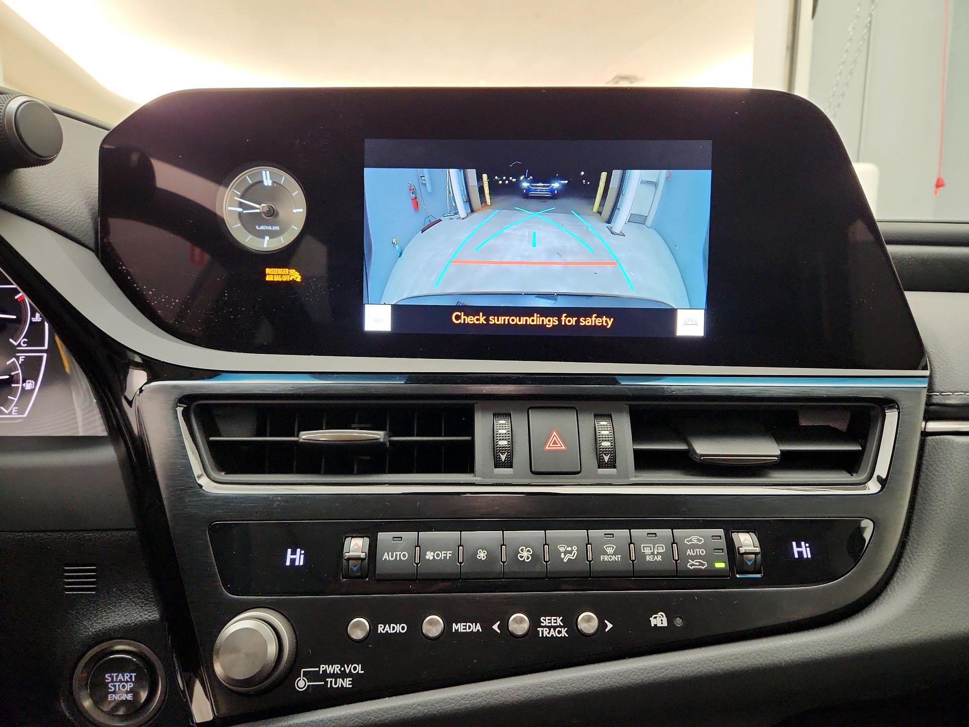 Thumbnail: 2023 Lexus ES - 14