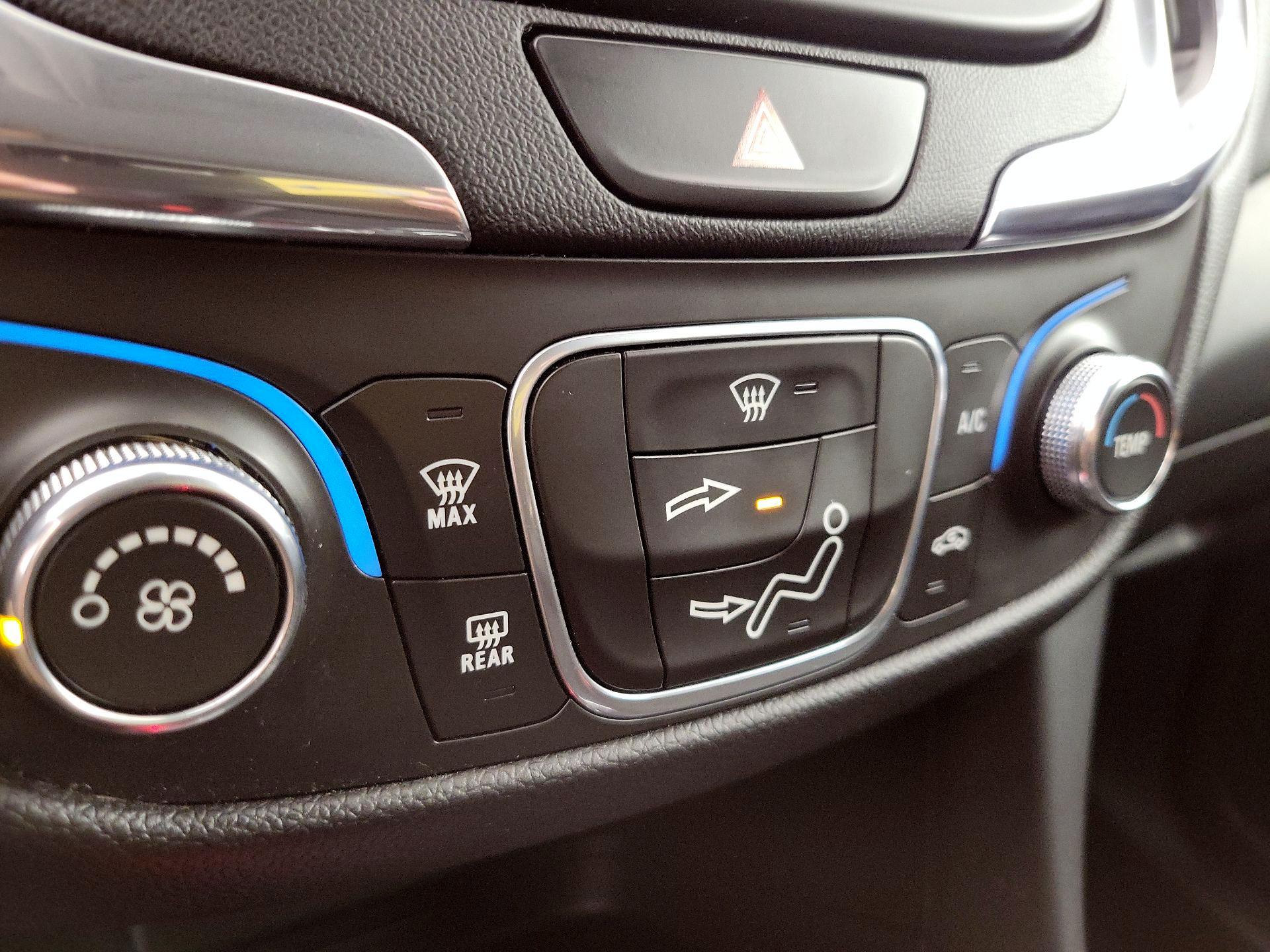 Thumbnail: 2020 Chevrolet Equinox - 16