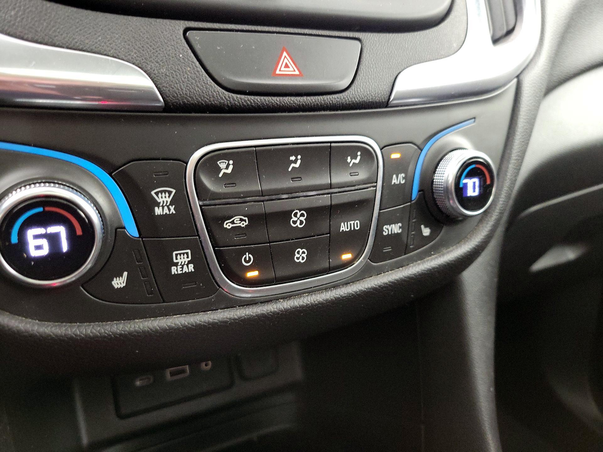 Thumbnail: 2020 Chevrolet Equinox - 16