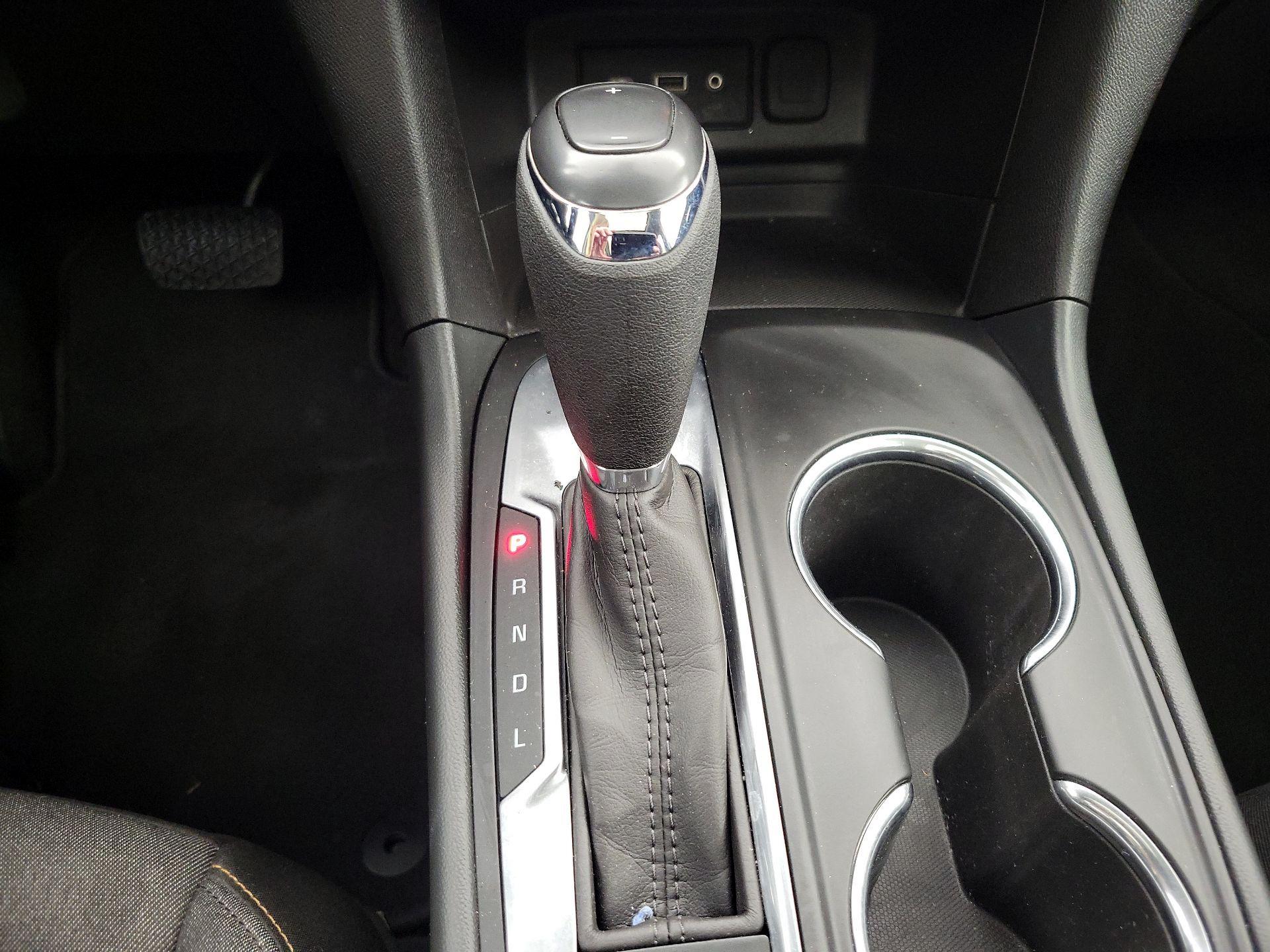 Thumbnail: 2020 Chevrolet Equinox - 17