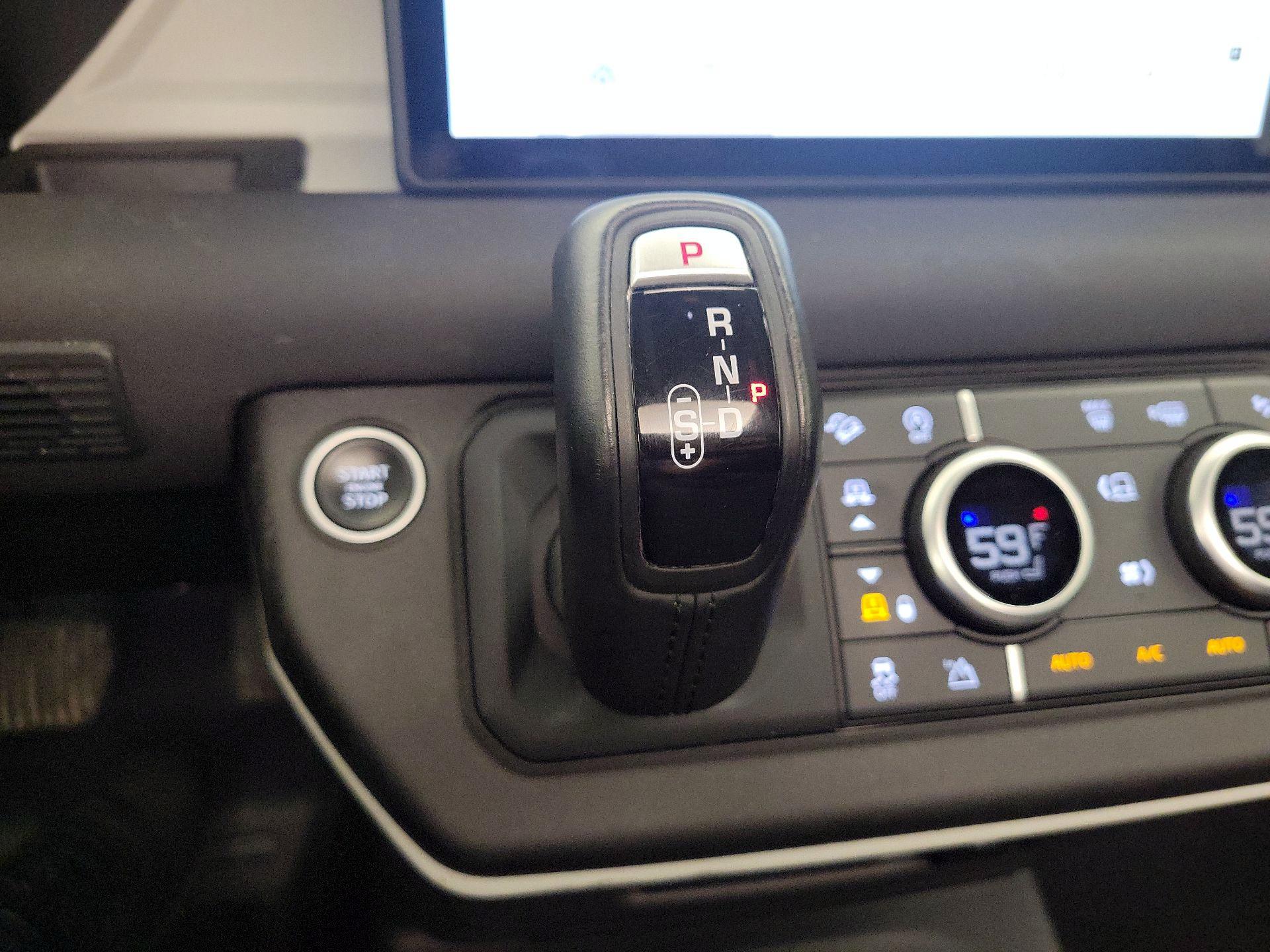 Thumbnail: 2021 Land Rover Defender - 18