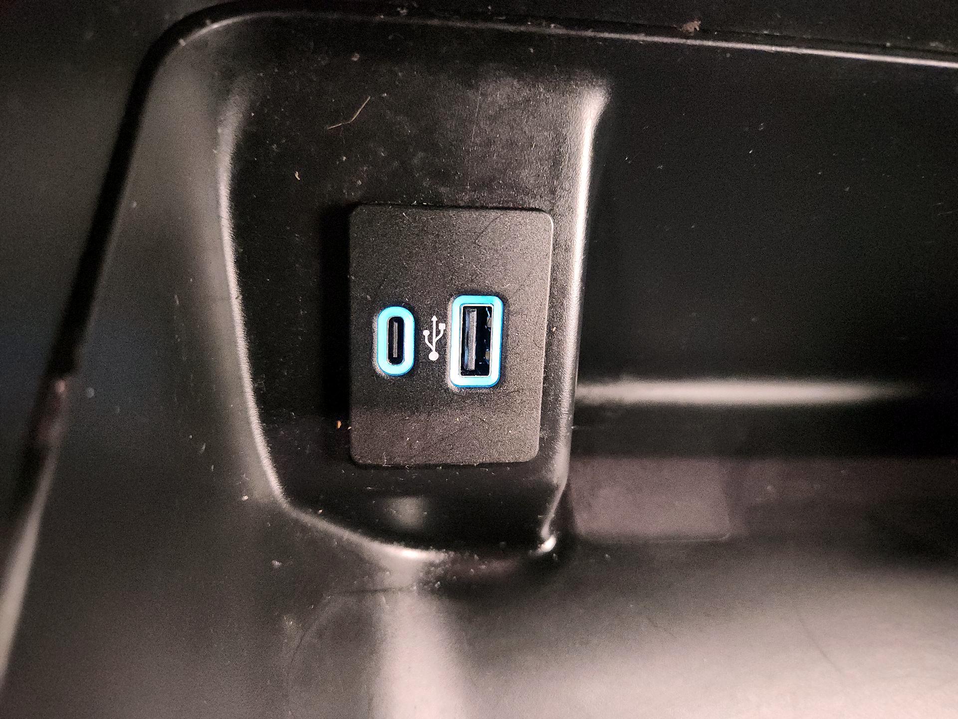 Thumbnail: 2023 Ford F-150 - 19