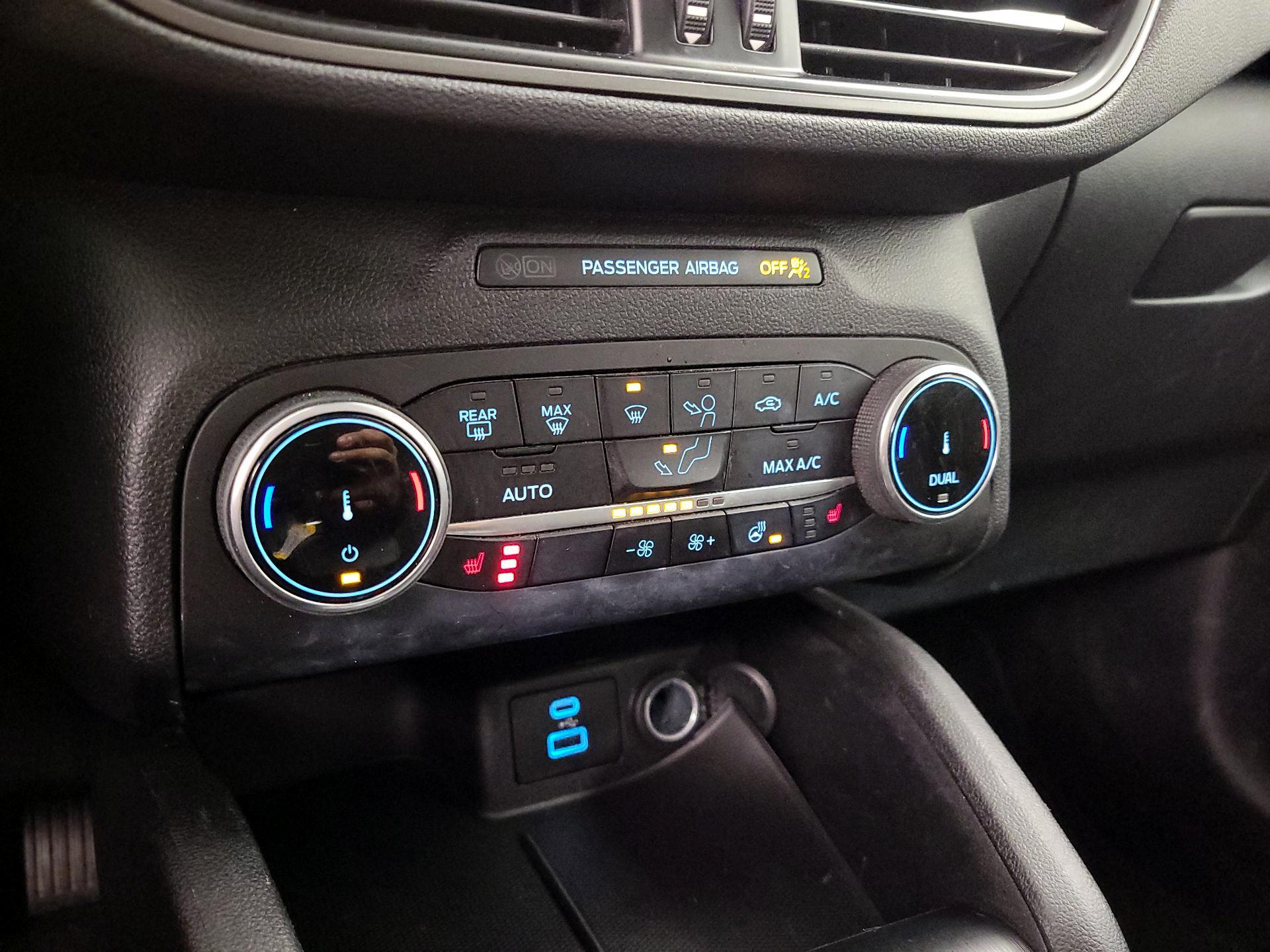 Thumbnail: 2023 Ford Escape - 16