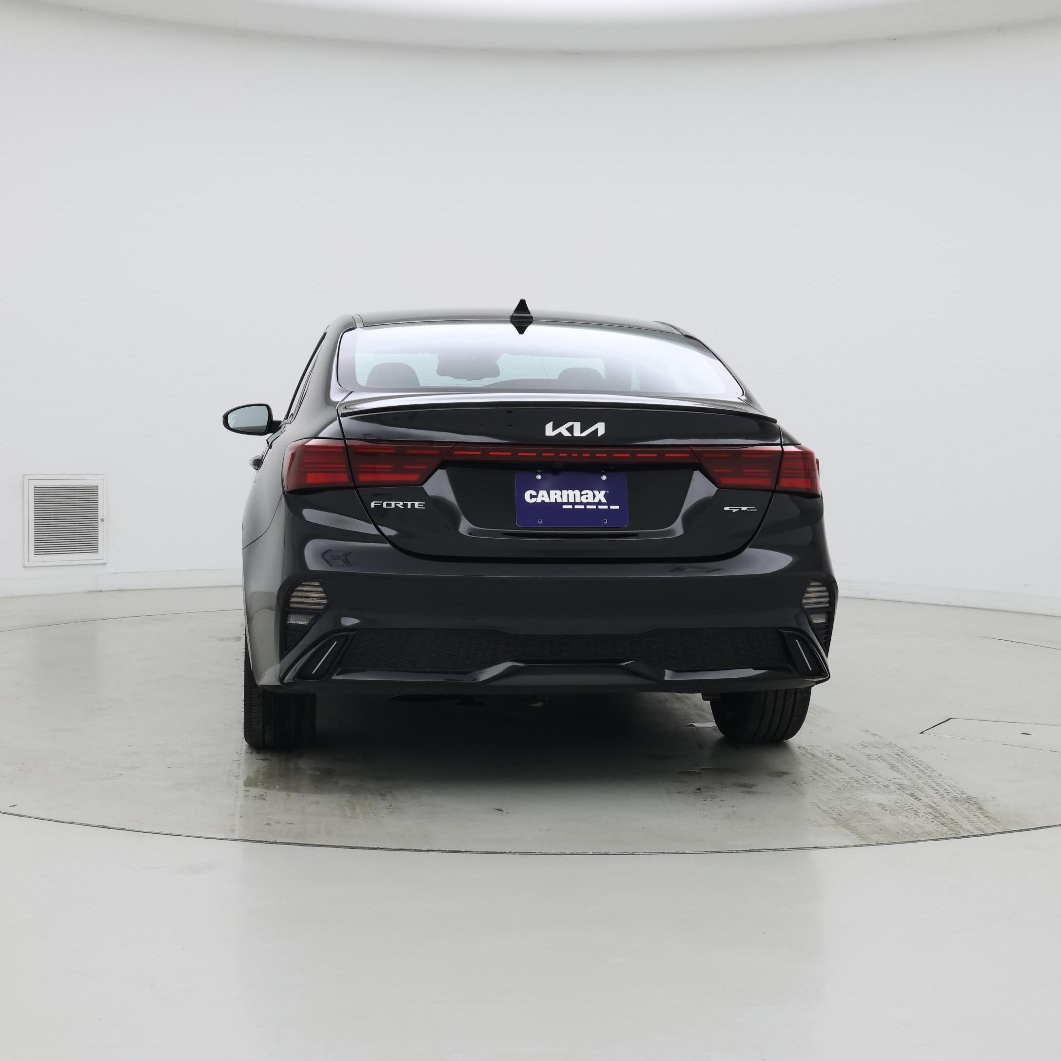 Thumbnail: 2023 Kia Forte - 6