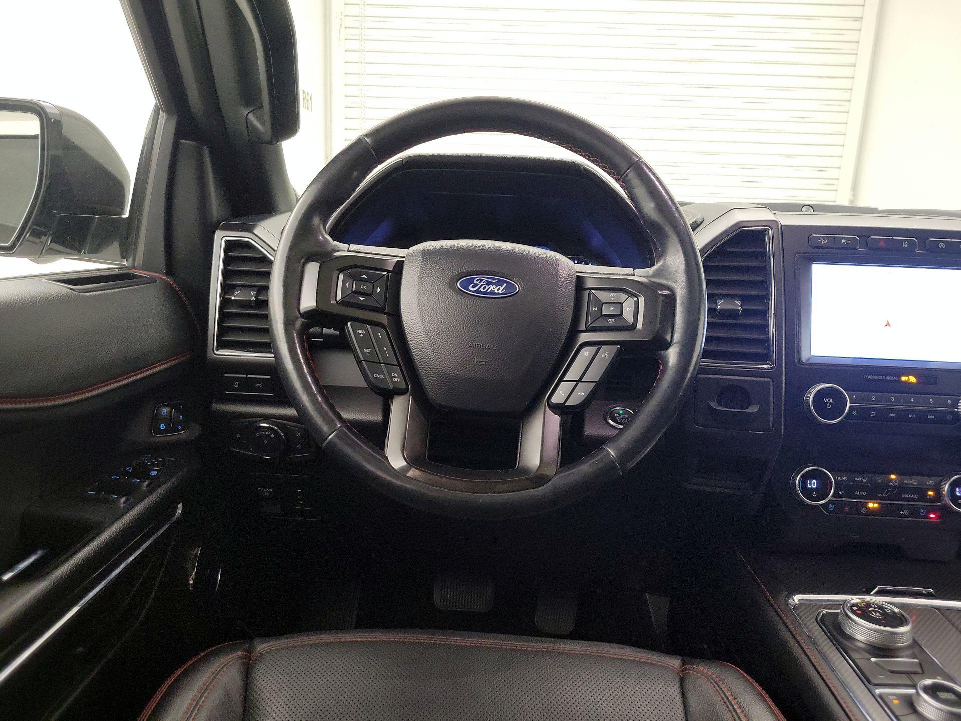 Thumbnail: 2020 Ford Expedition - 10