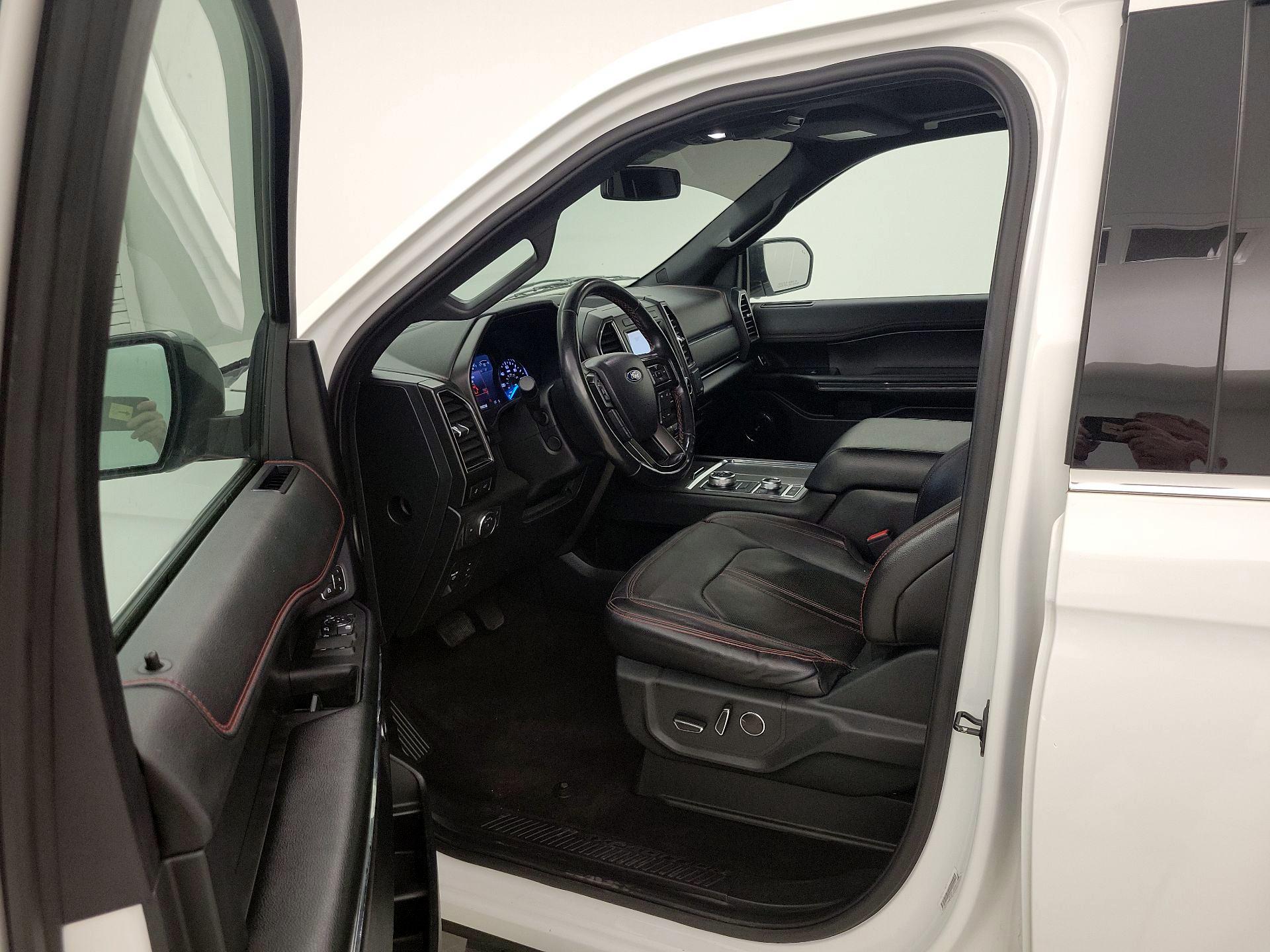 Thumbnail: 2020 Ford Expedition - 11