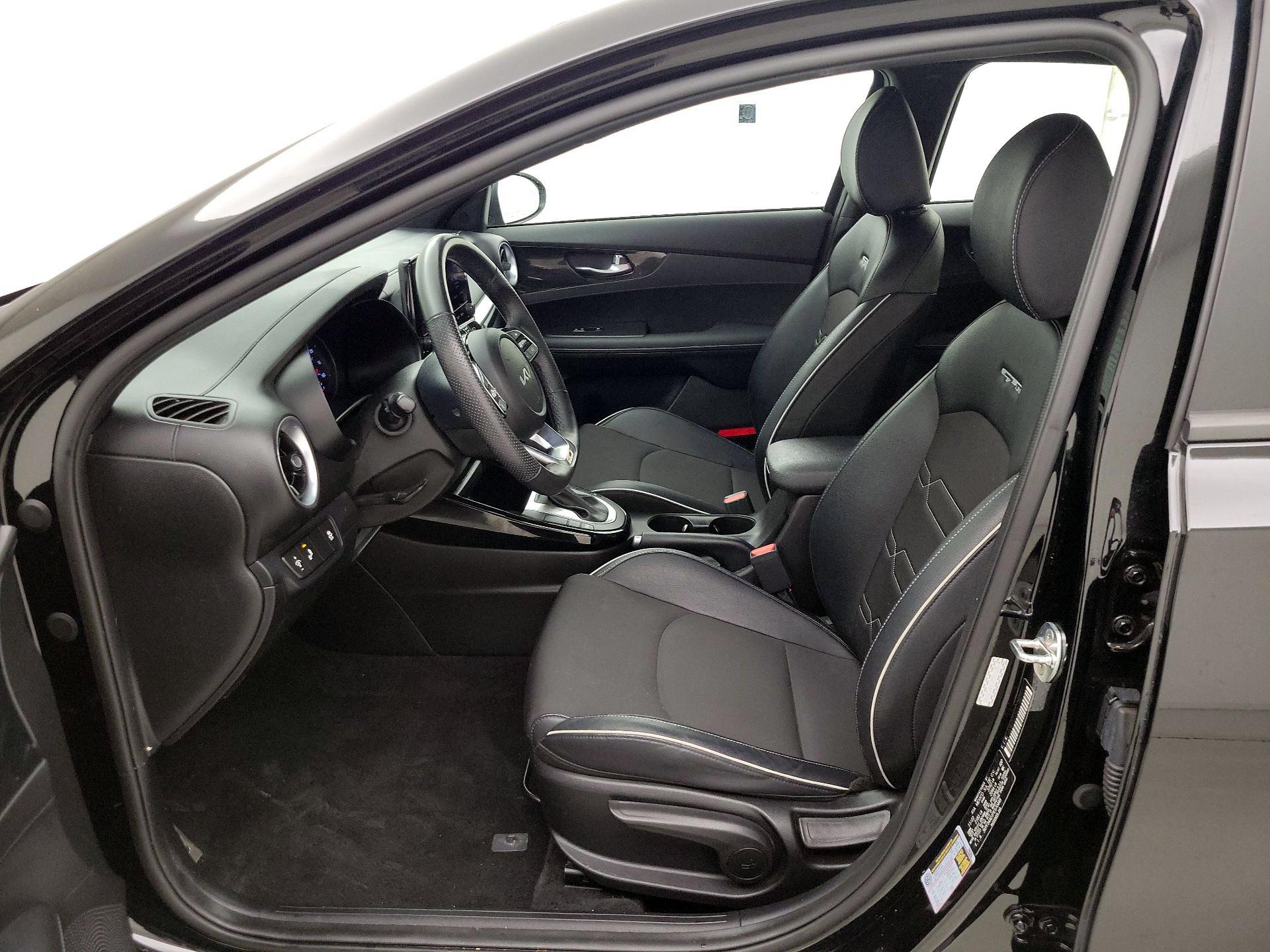 Thumbnail: 2023 Kia Forte - 11