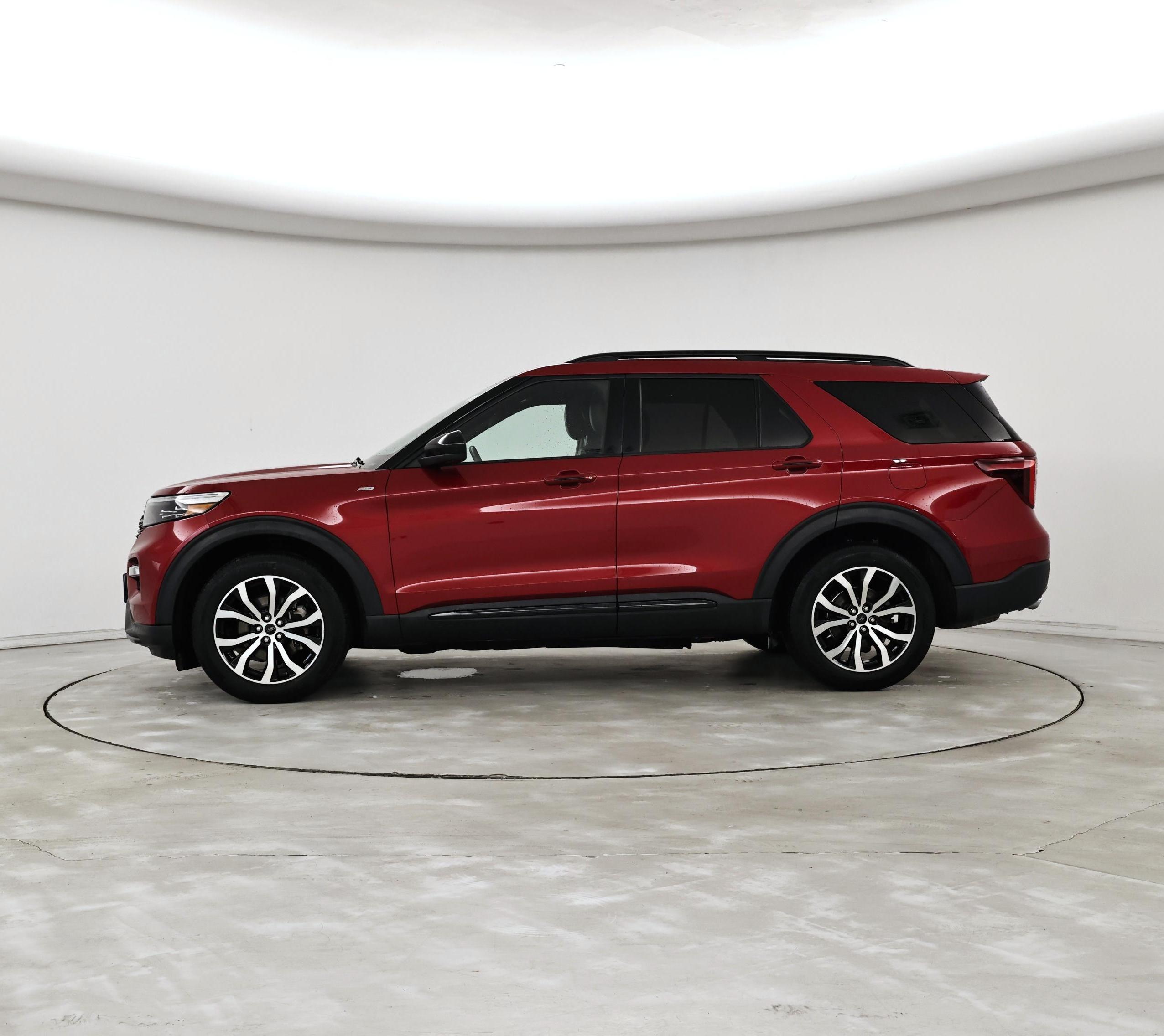 Thumbnail: 2022 Ford Explorer - 3