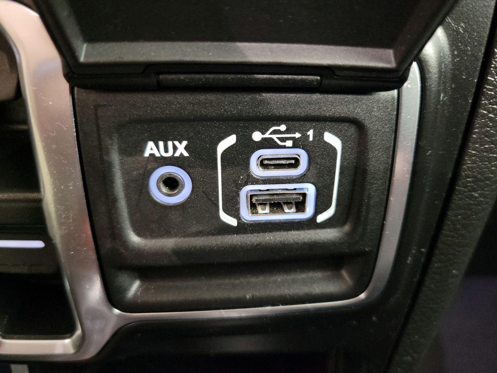 Thumbnail: 2023 Jeep Gladiator - 19