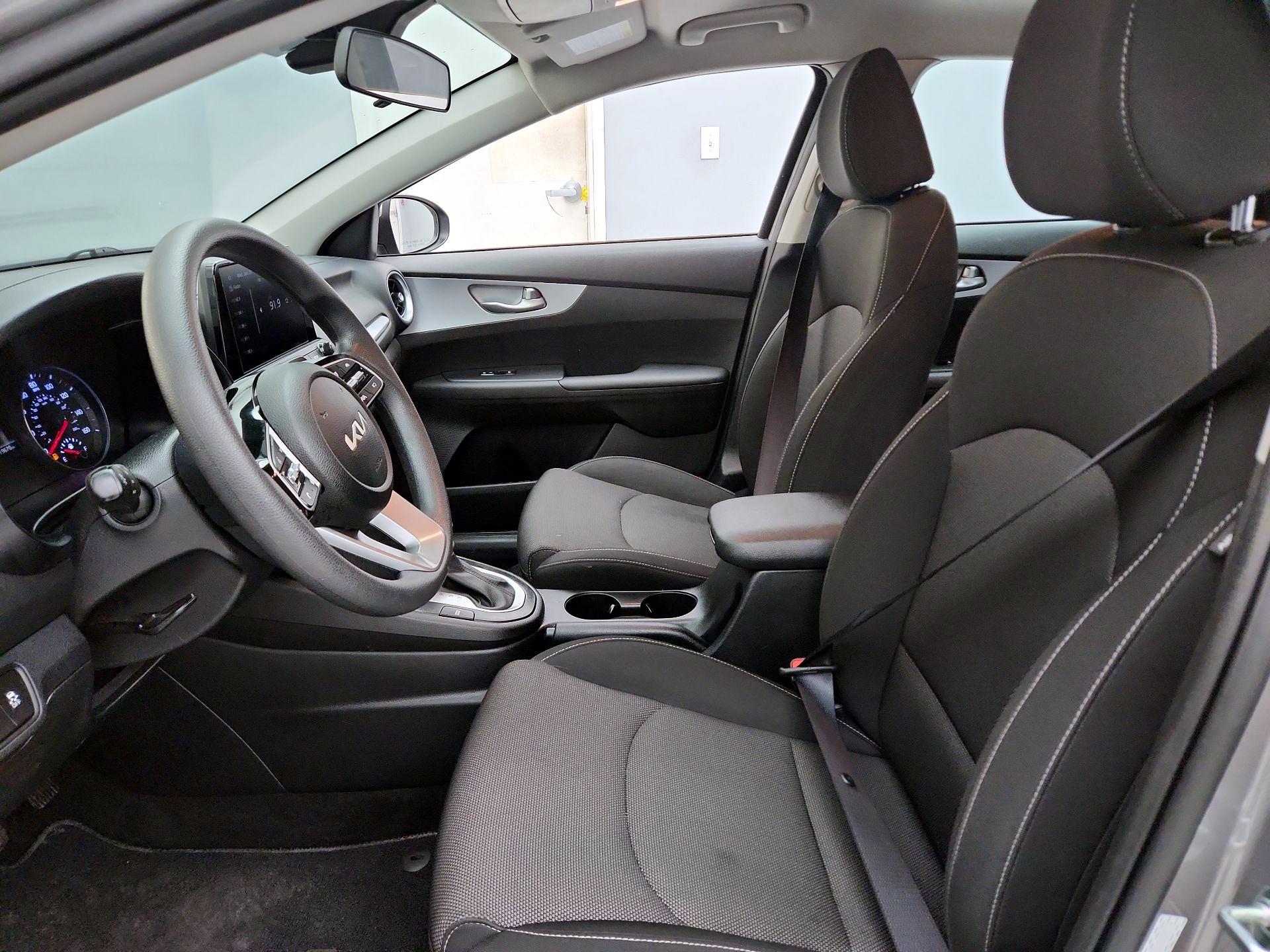 Thumbnail: 2023 Kia Forte - 11