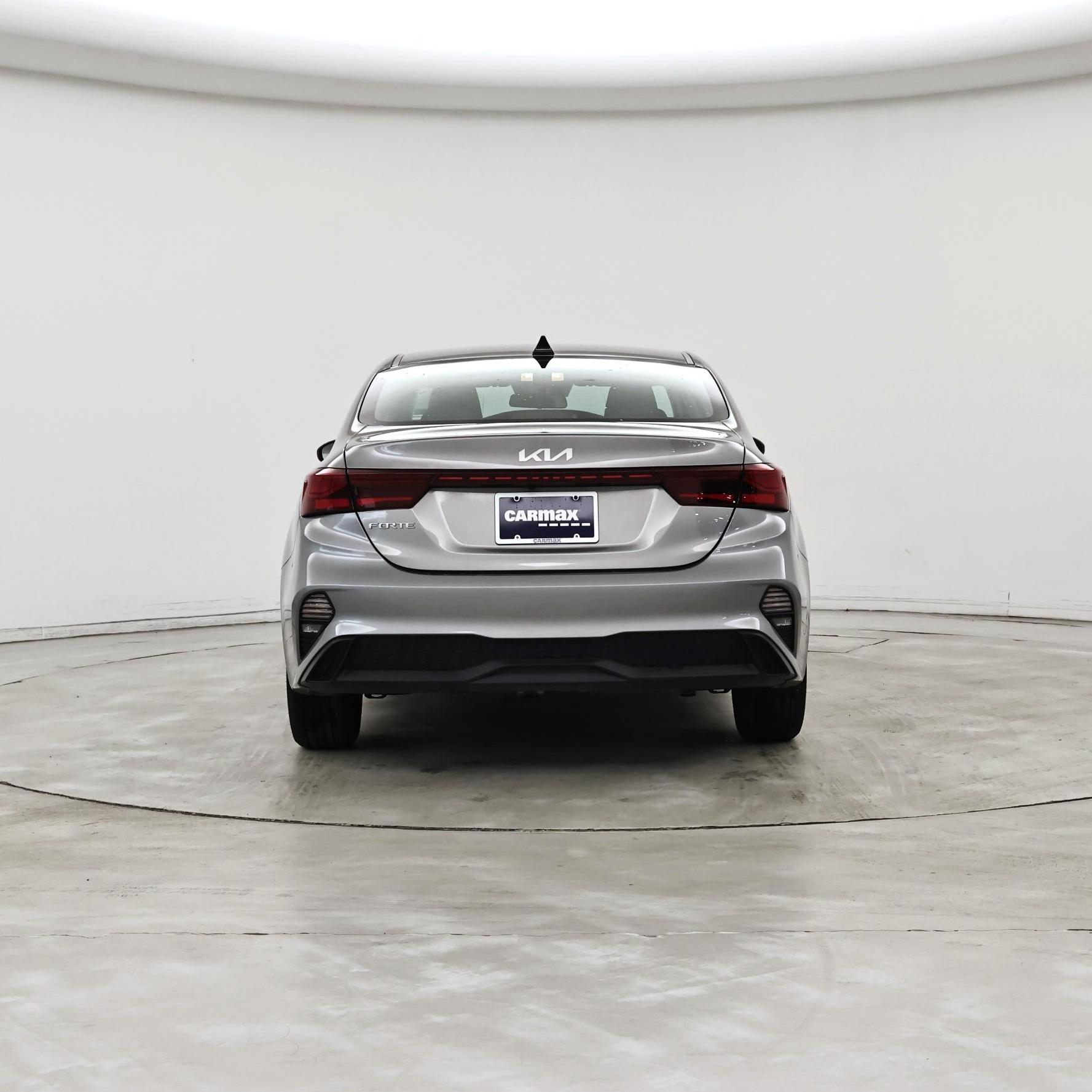 Thumbnail: 2023 Kia Forte - 6