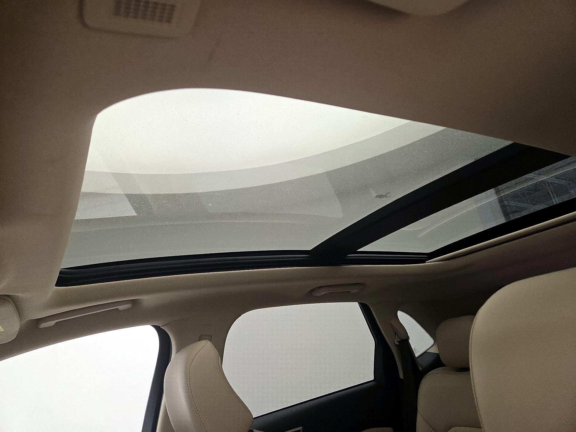 Thumbnail: 2022 Ford Edge - 19