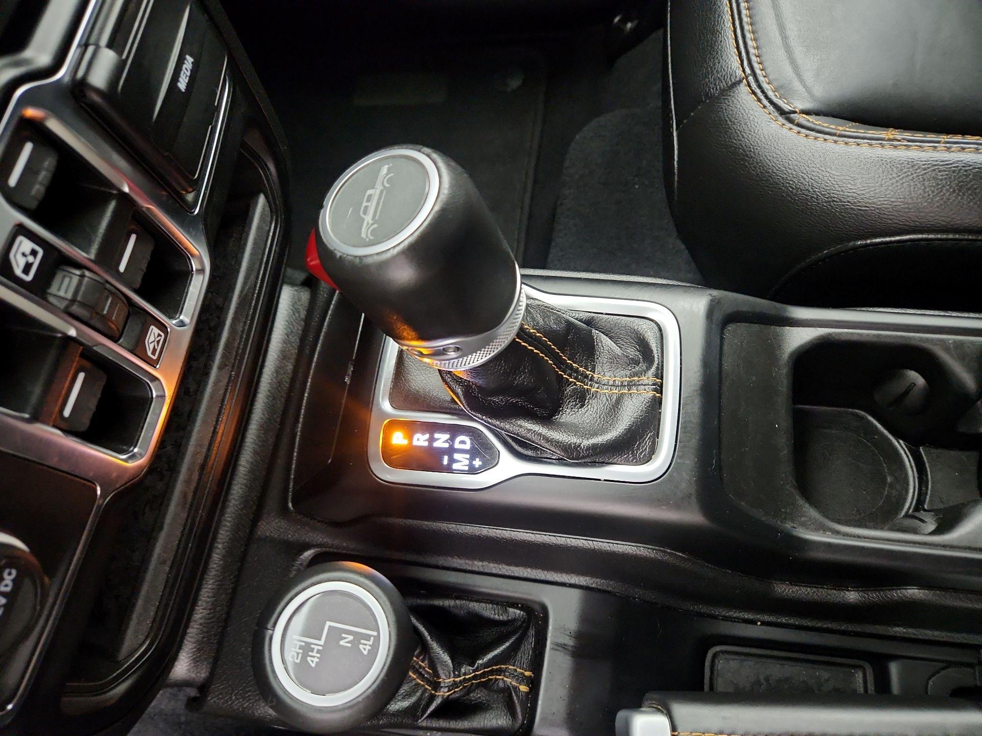 Thumbnail: 2022 Jeep Gladiator - 18