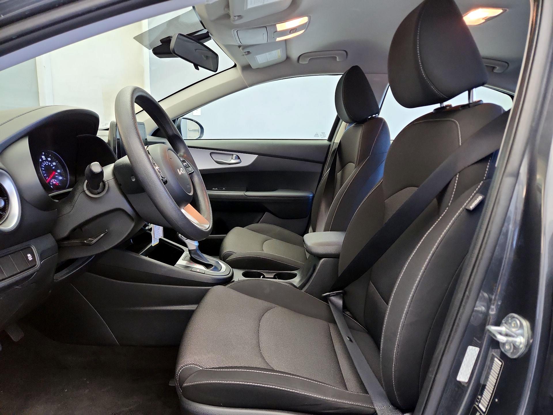 Thumbnail: 2024 Kia Forte - 11