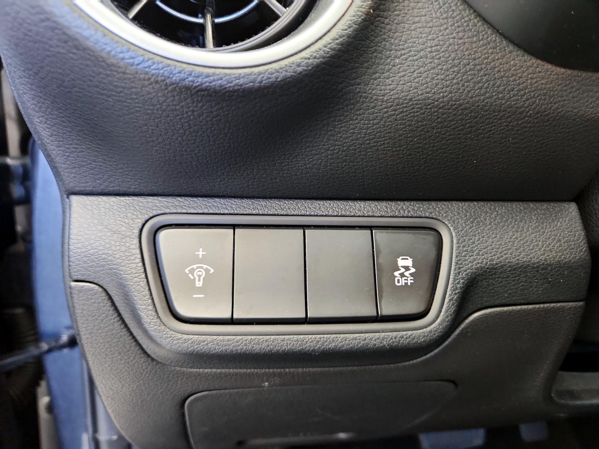 Thumbnail: 2024 Kia Forte - 13