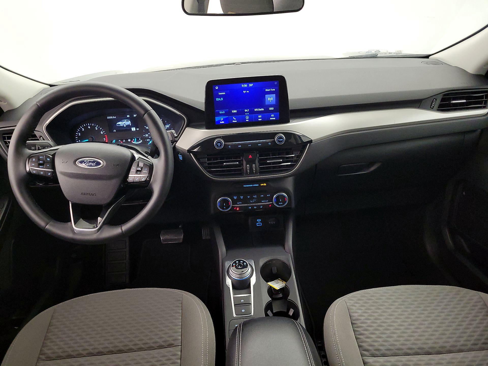 Thumbnail: 2022 Ford Escape - 9