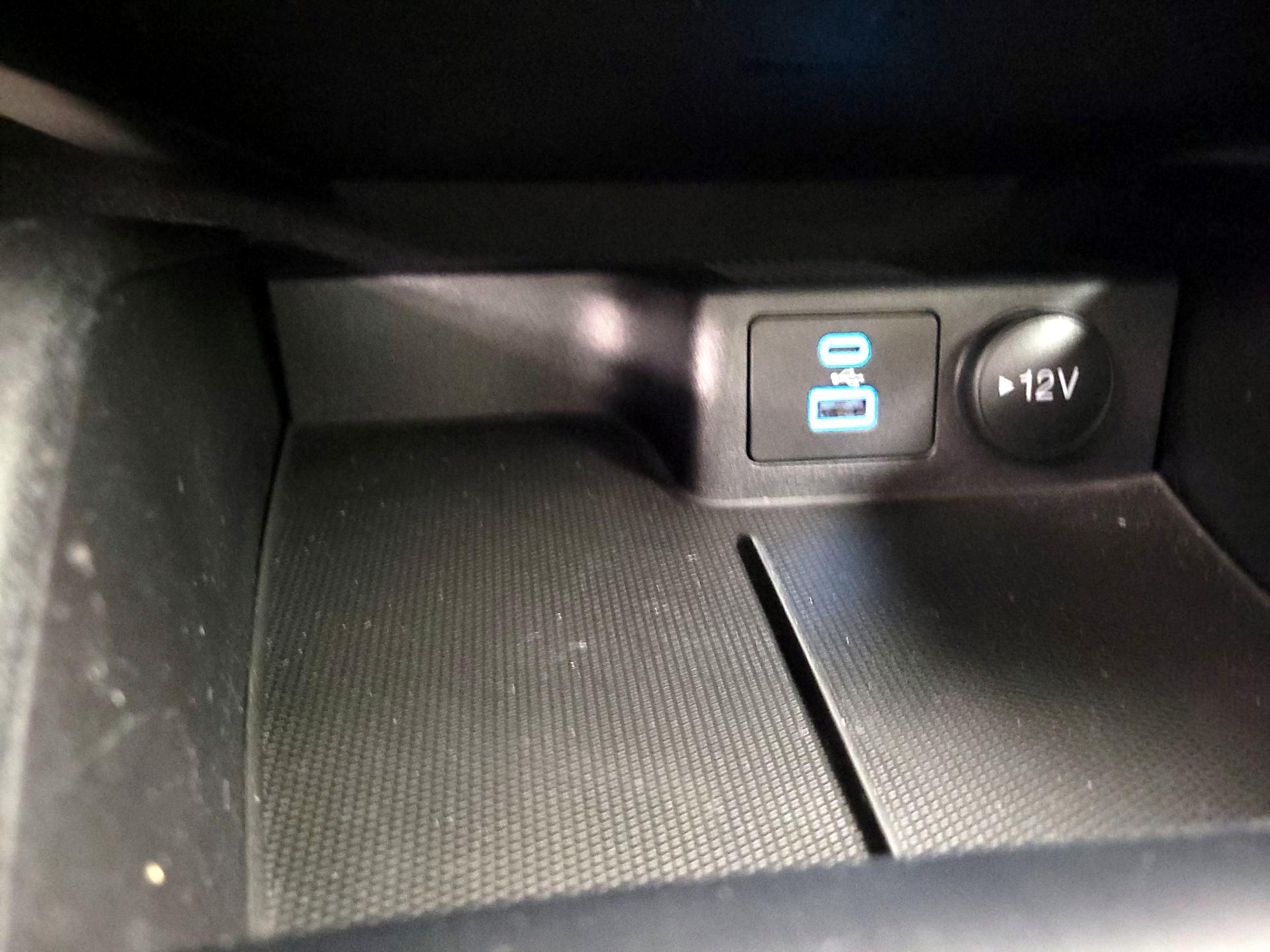 Thumbnail: 2022 Ford Escape - 18